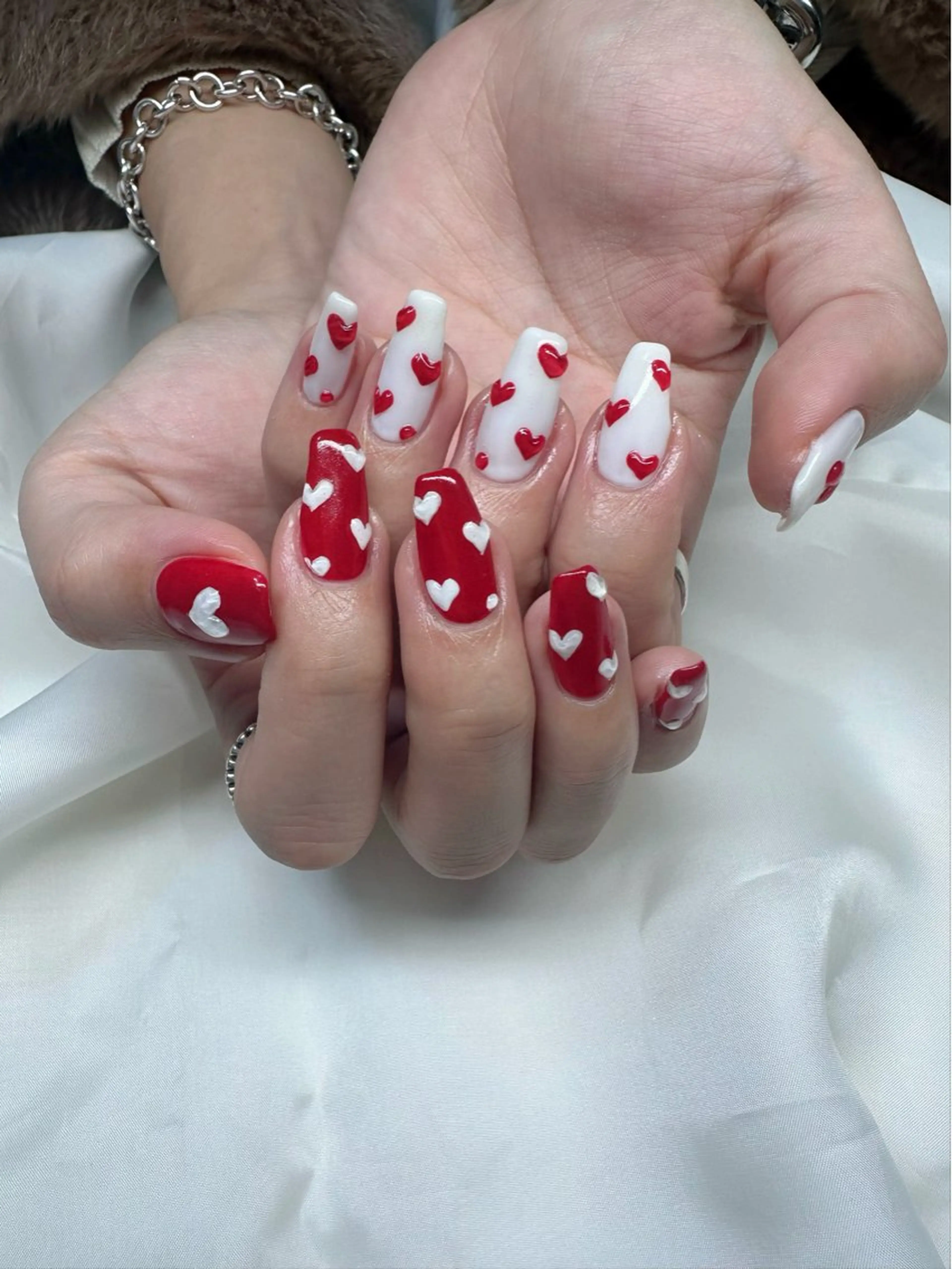 ネイル クリアネイル ハート 氷ネイル・うるうるネイル 韓国ネイル ロングネイル 🪞KAPE NAIL 🪞のネイルデザイン