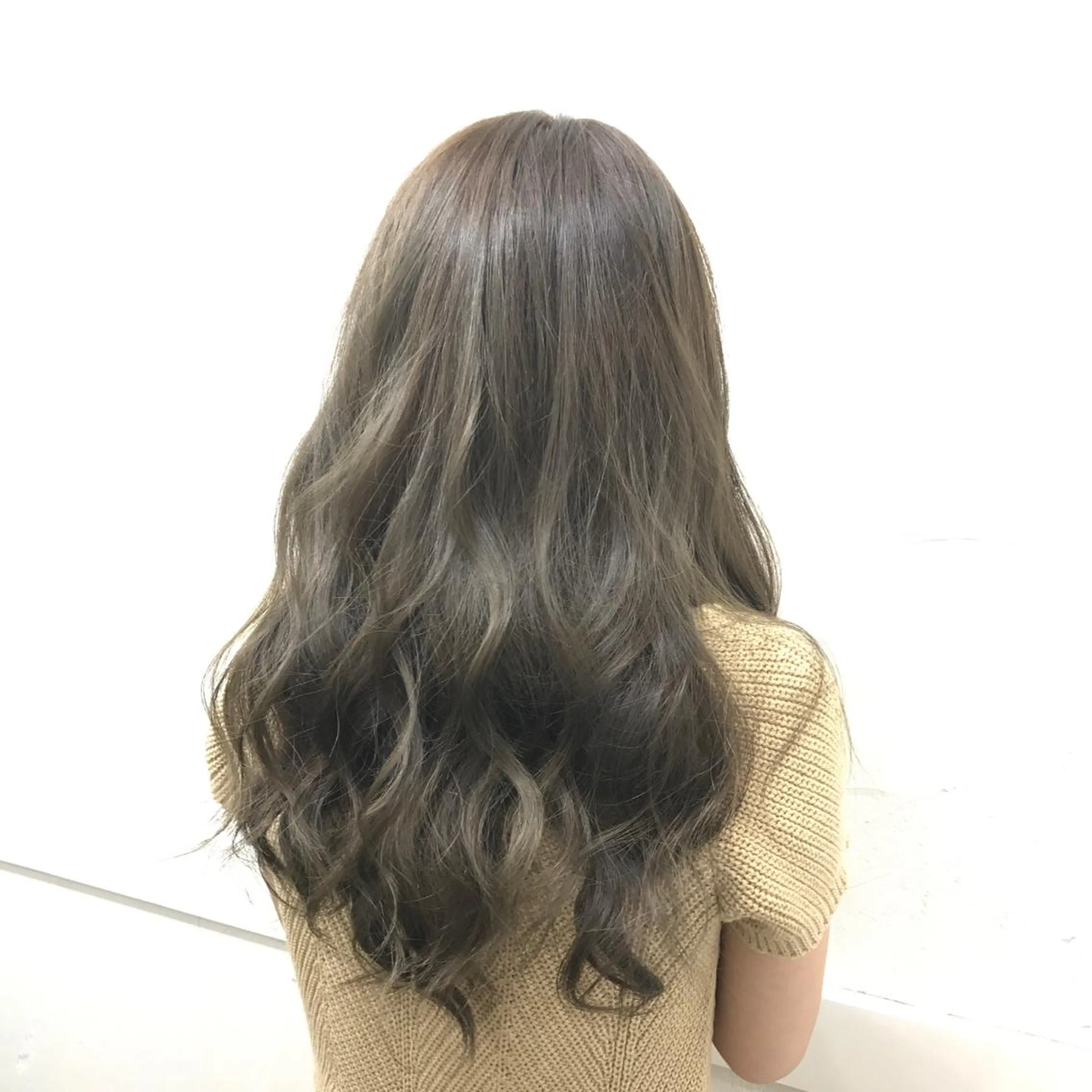 ロング カラー 🌱透明感カラー☘️ TOYO🌱のヘアスタイル