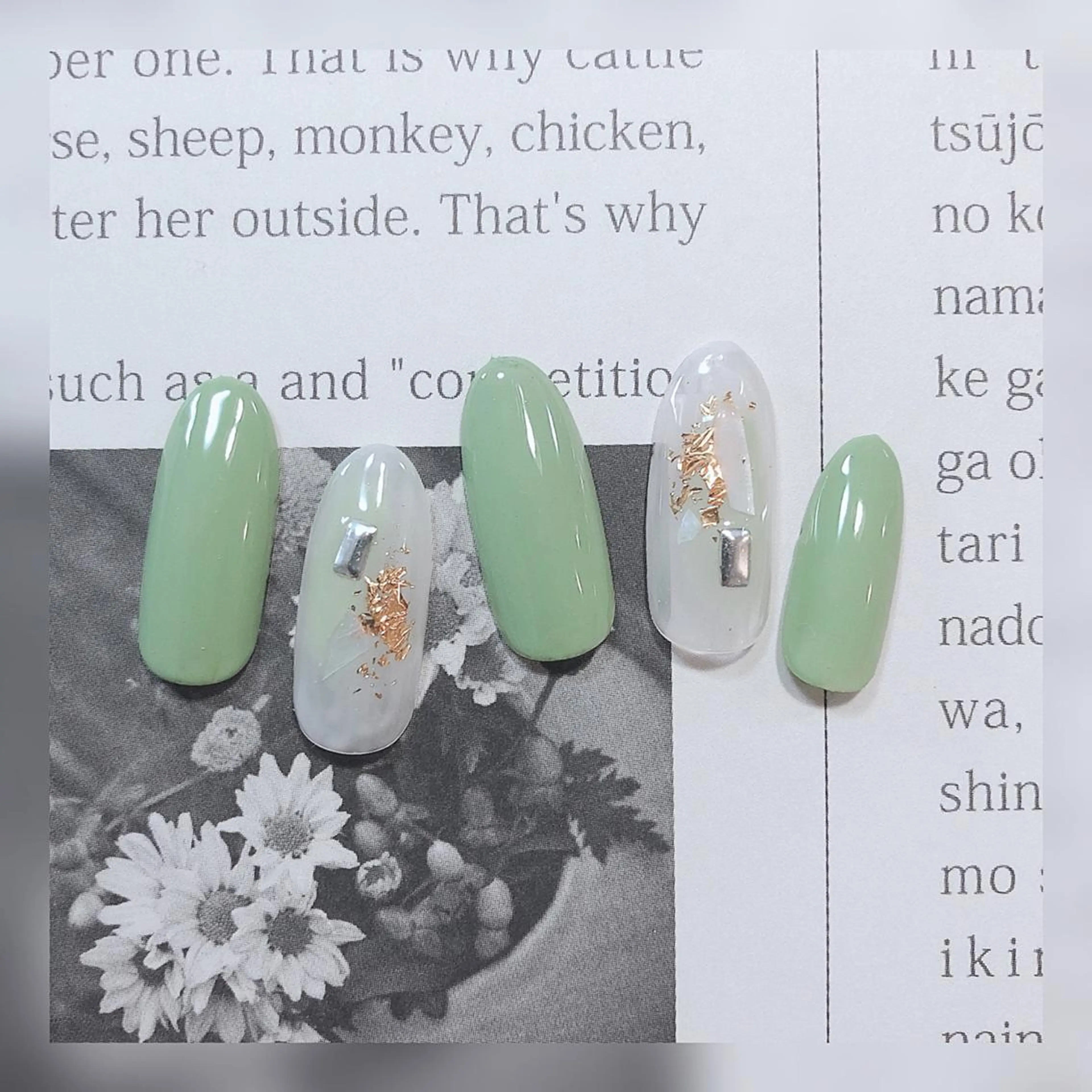 ネイル Lakkus T－CHIのネイルデザイン