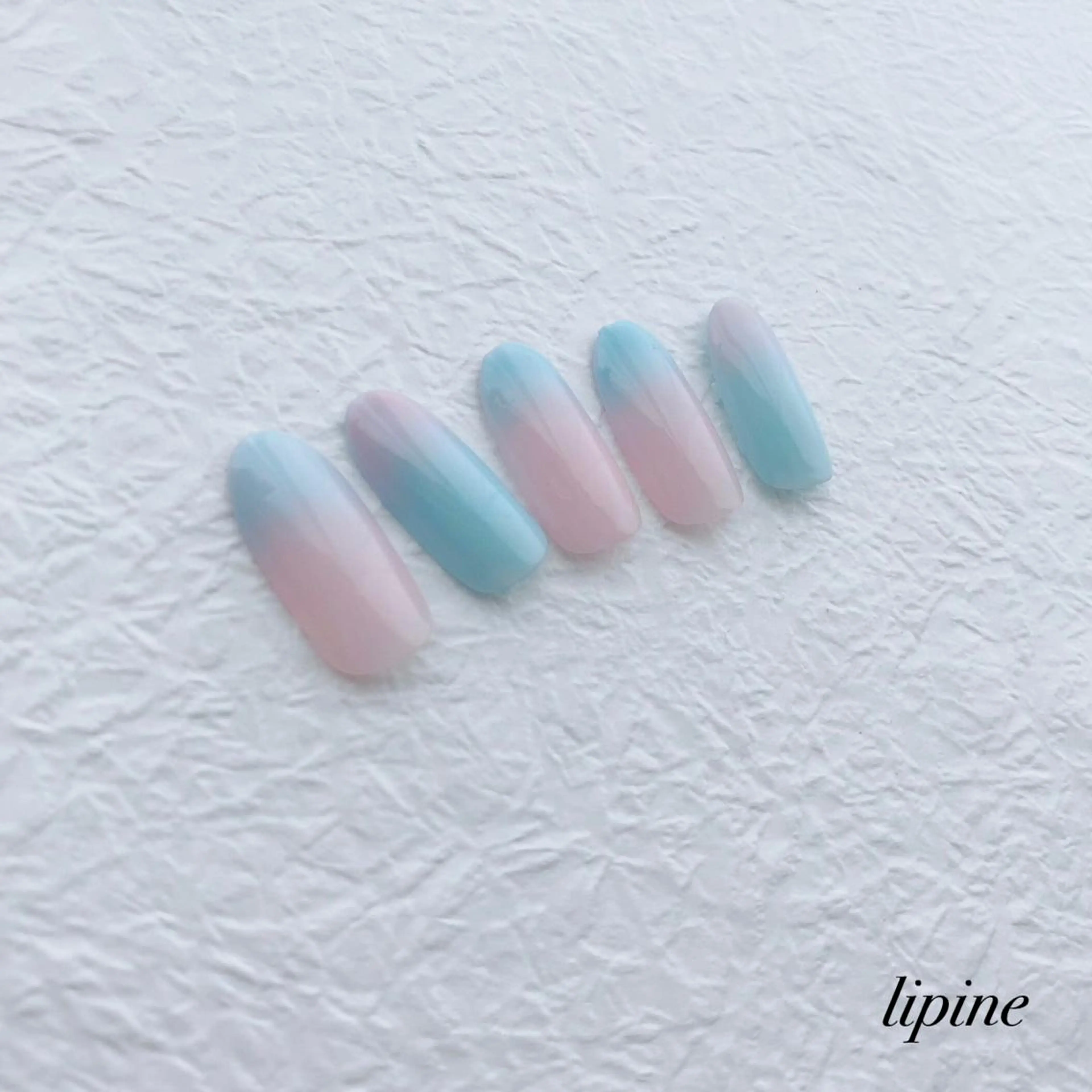 ネイル グラデーション ネイルサロン lipineのネイルデザイン