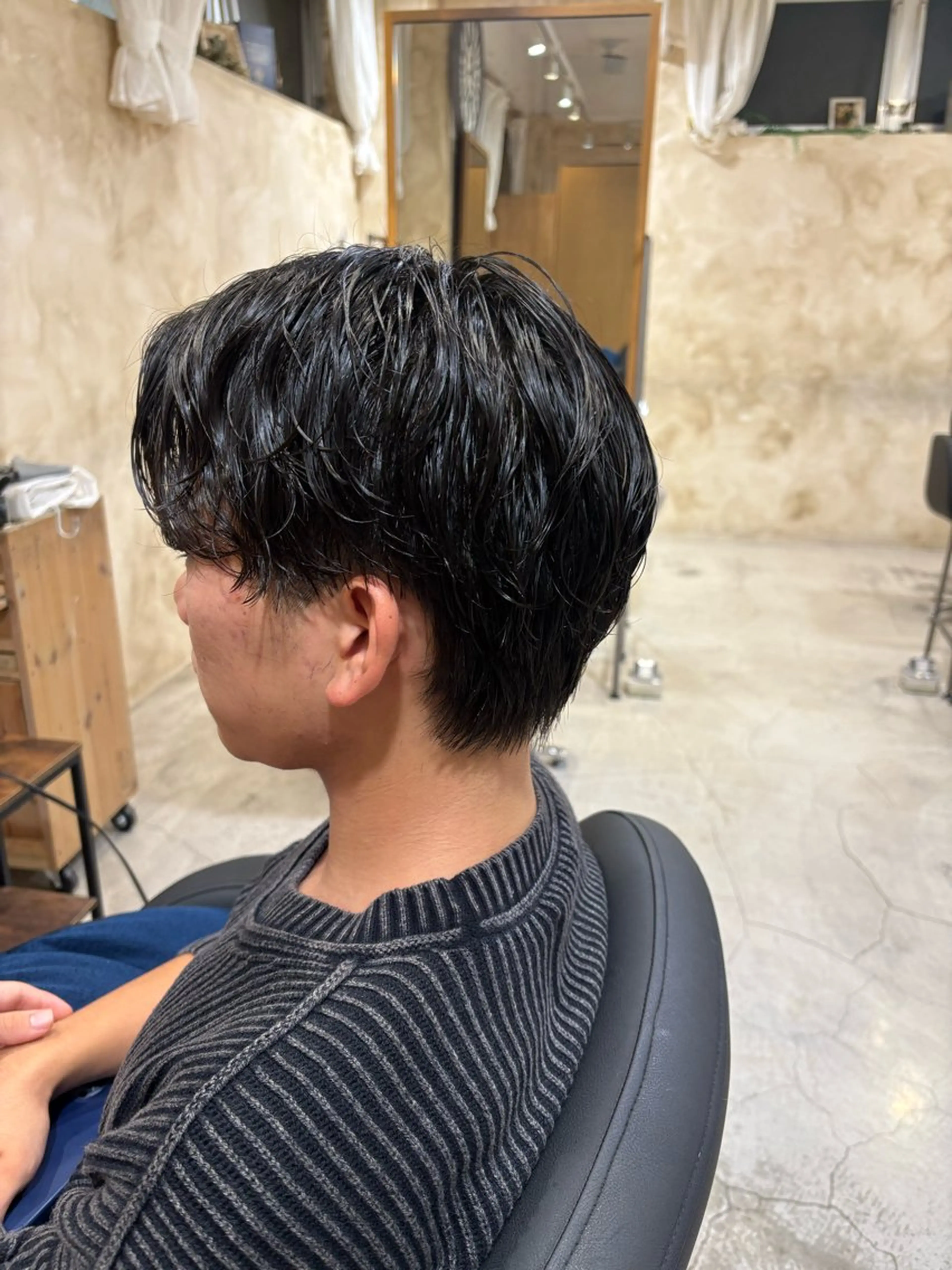 ショート パーマ メンズ パーマ ニュアンスカラー／ 久住綾香のヘアスタイル