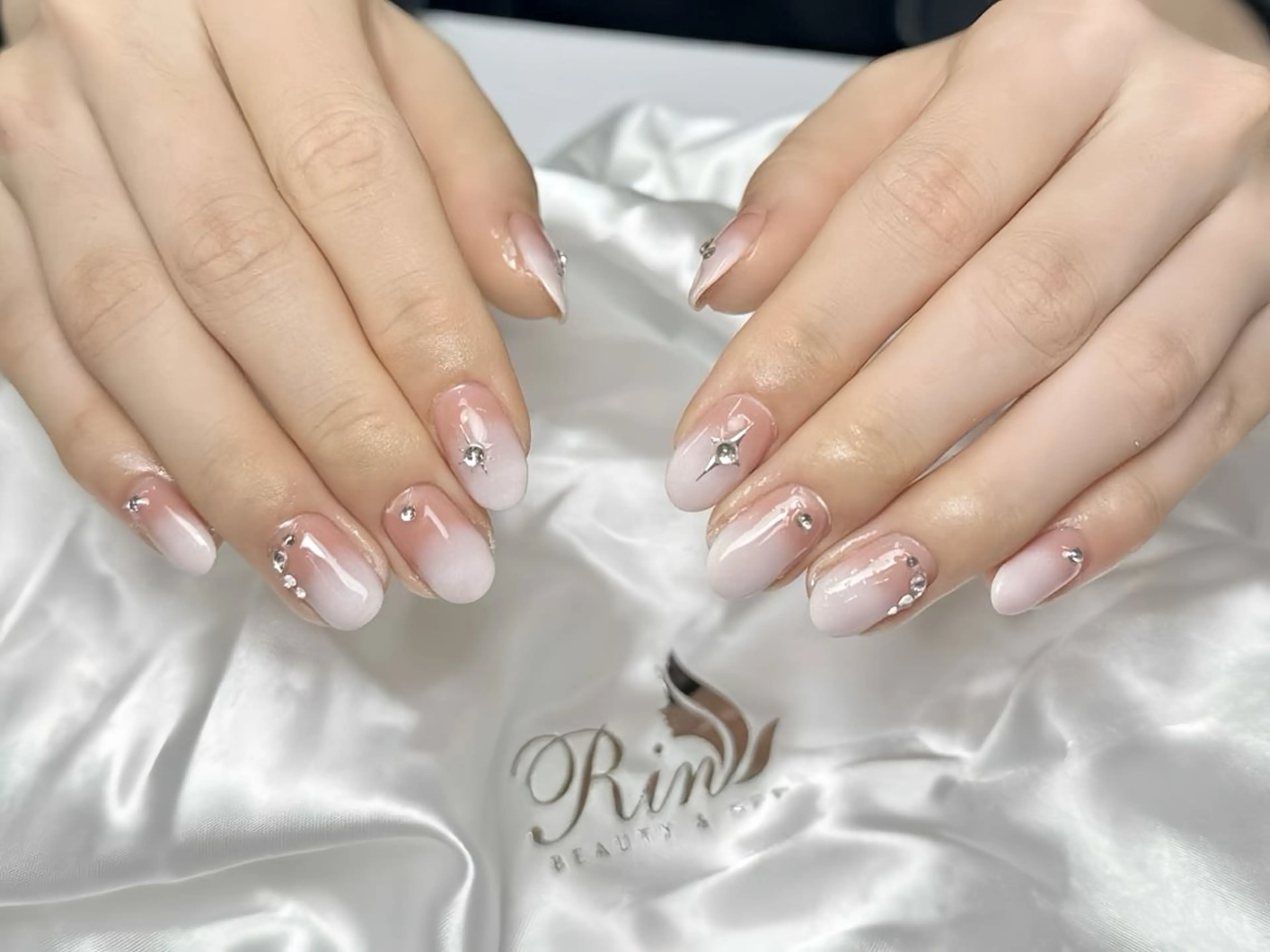 ネイル 成人式 ハンドネイル Rin Nail Shinokuboのネイルデザイン