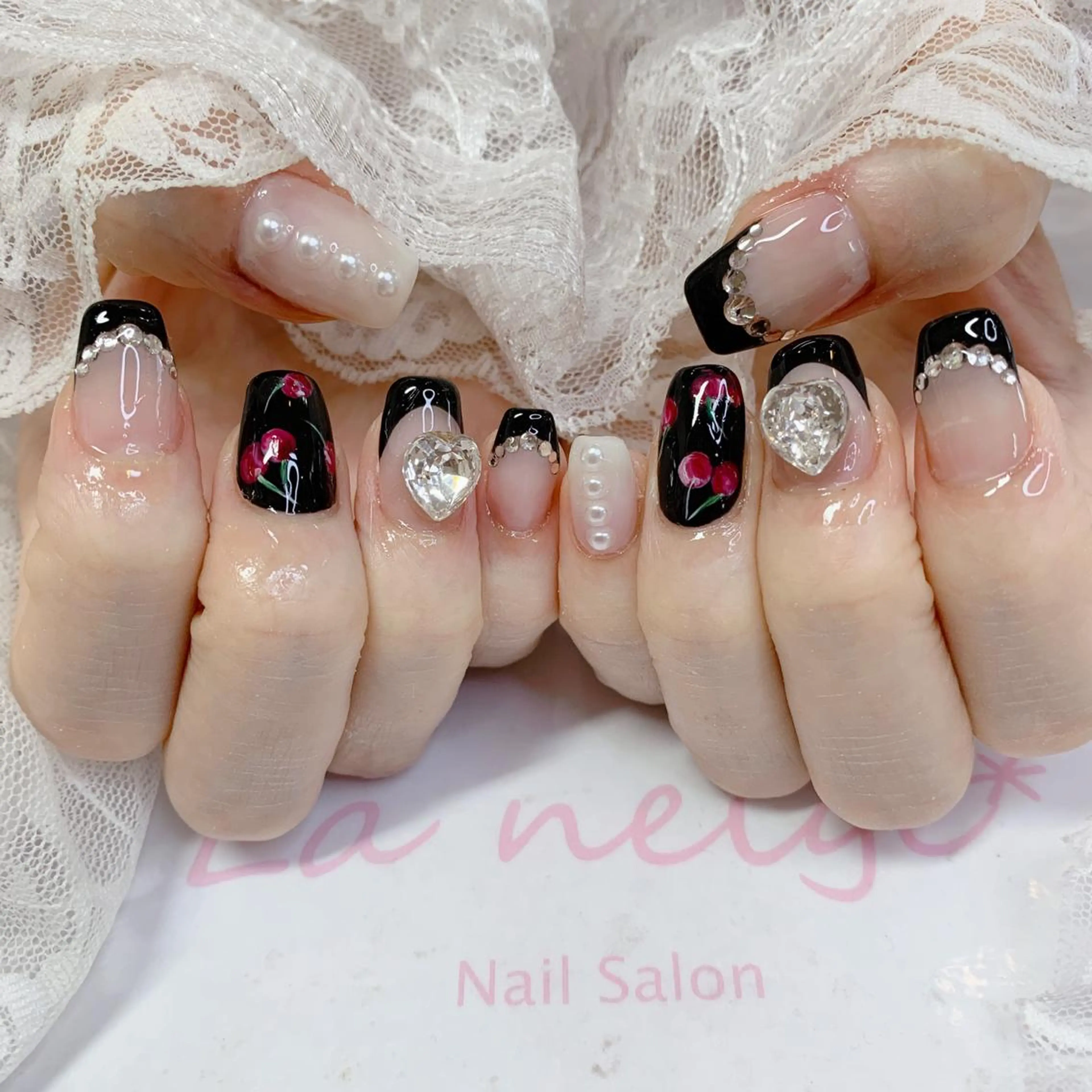 ネイル ハンドネイル La neige* yuki 🥯🍑のネイルデザイン