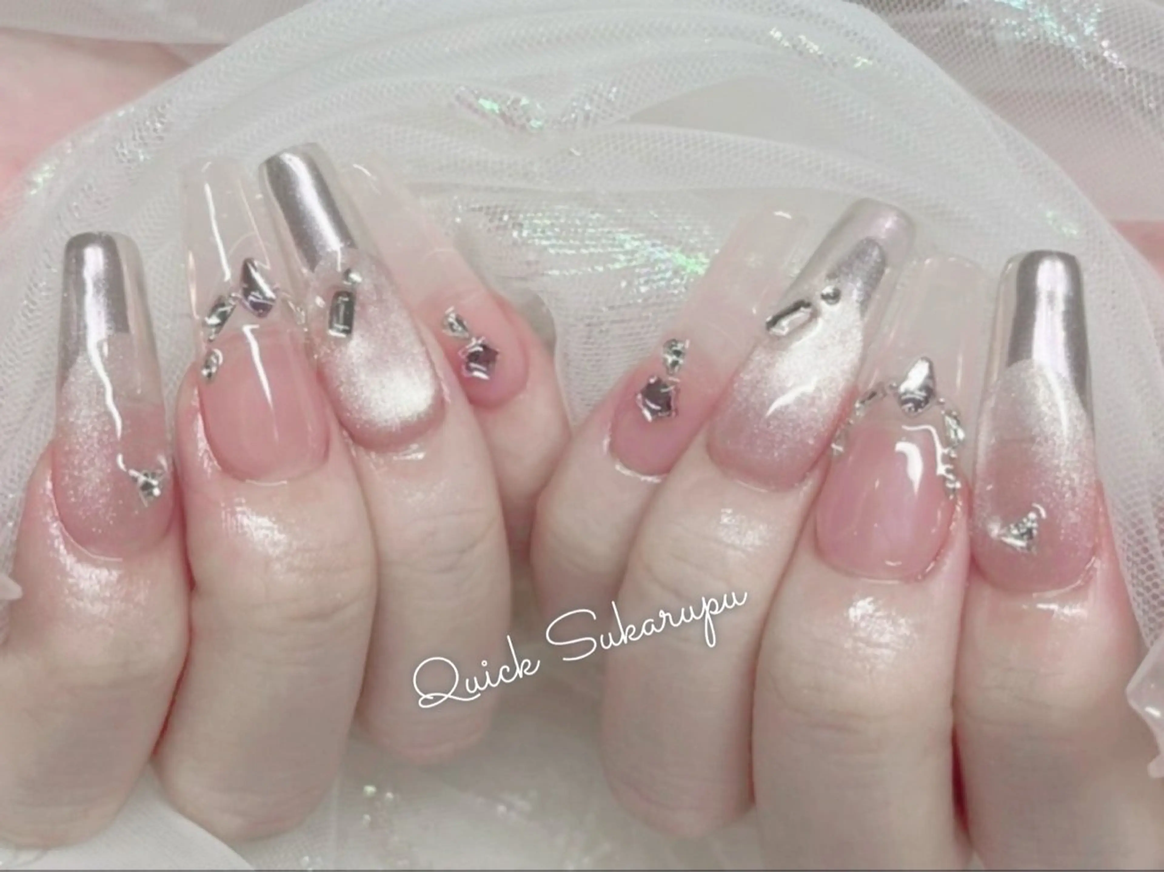 ロング ハンドネイル Quick Sukarupu 高田馬場店所属・Quick Sukarupuのネイルデザイン