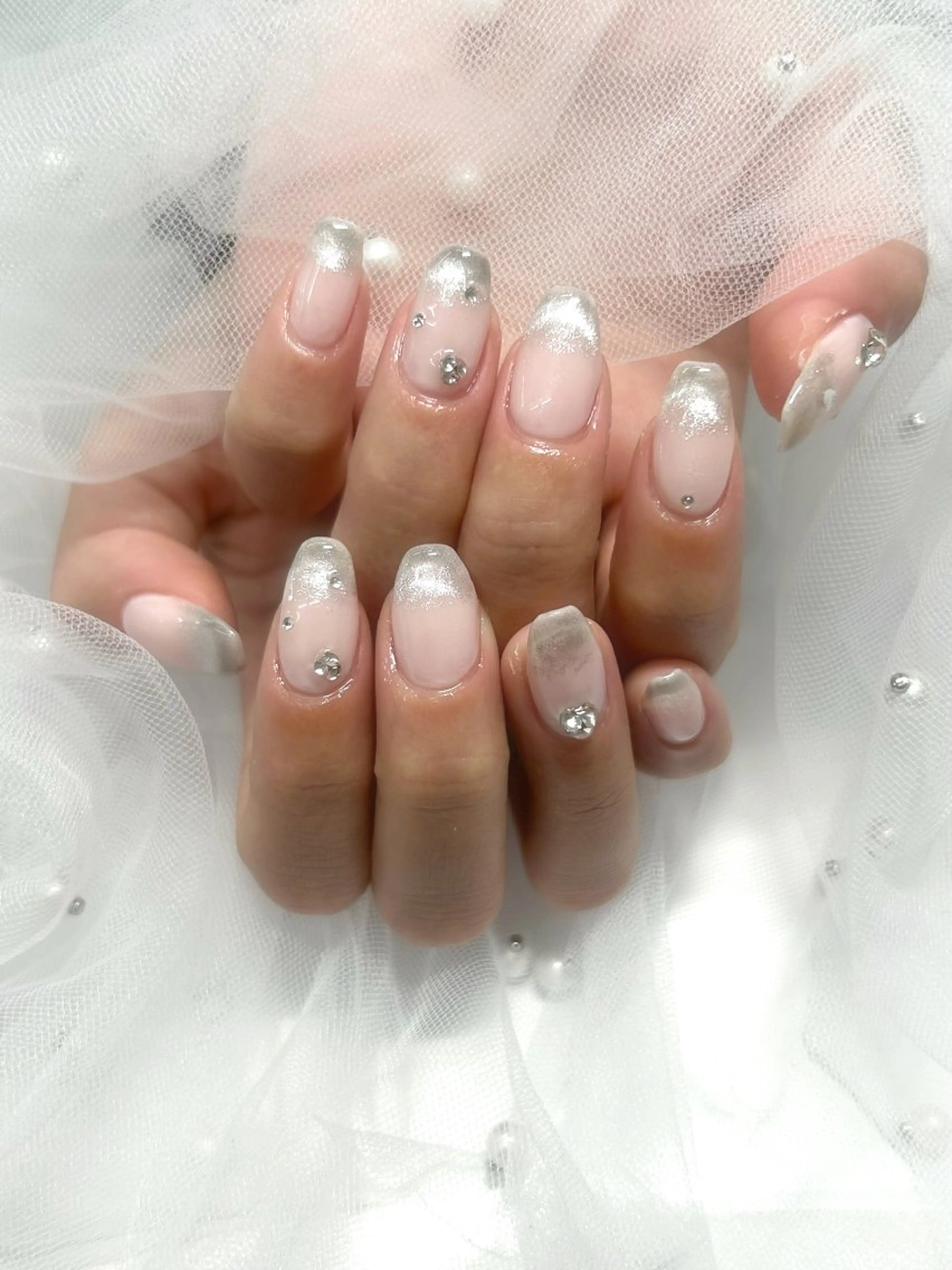 ネイル hinata池袋 🌙WOLTOKYOのネイルデザイン