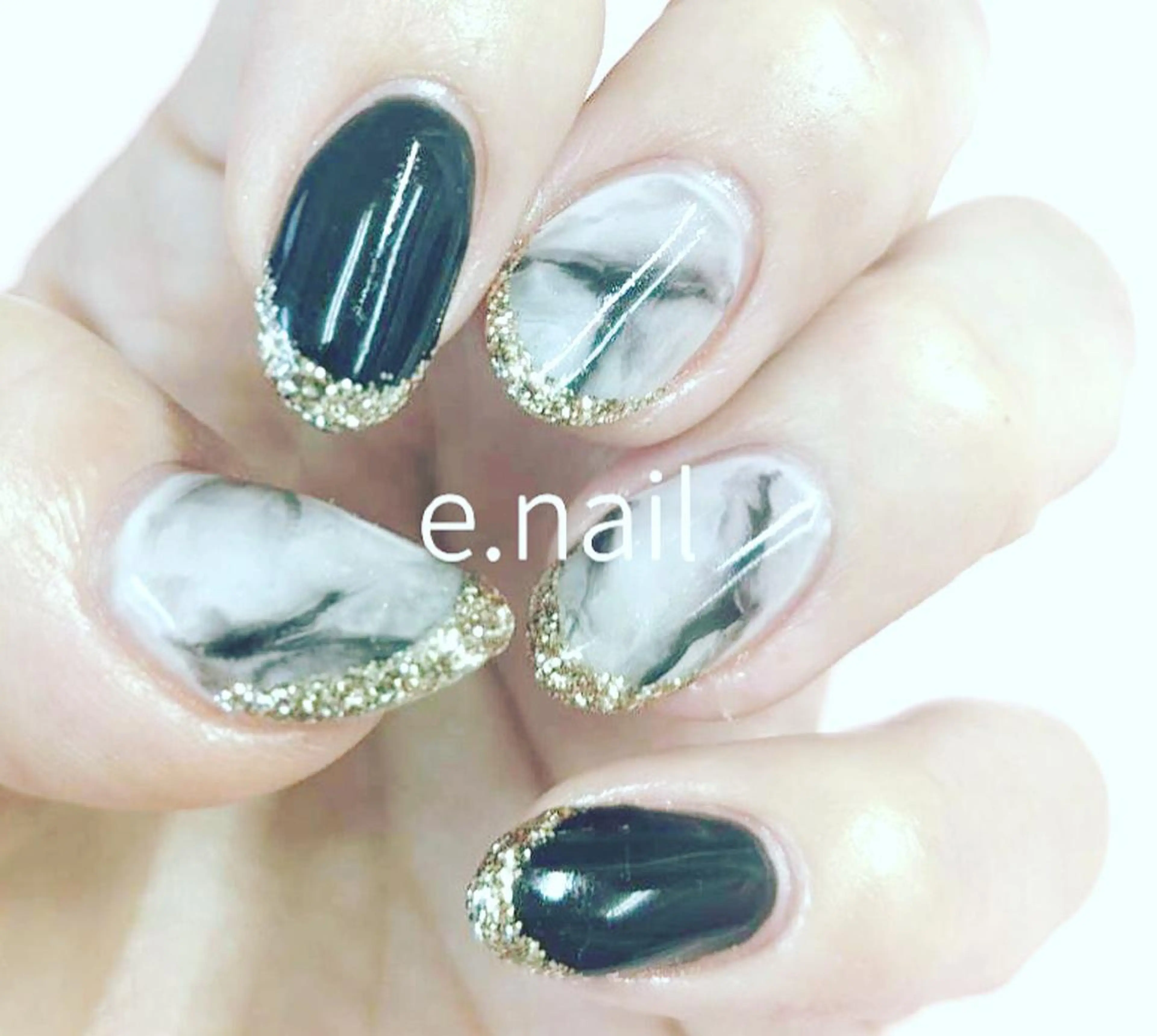 ネイル e.nail所属・和賀井 恵理のネイルデザイン
