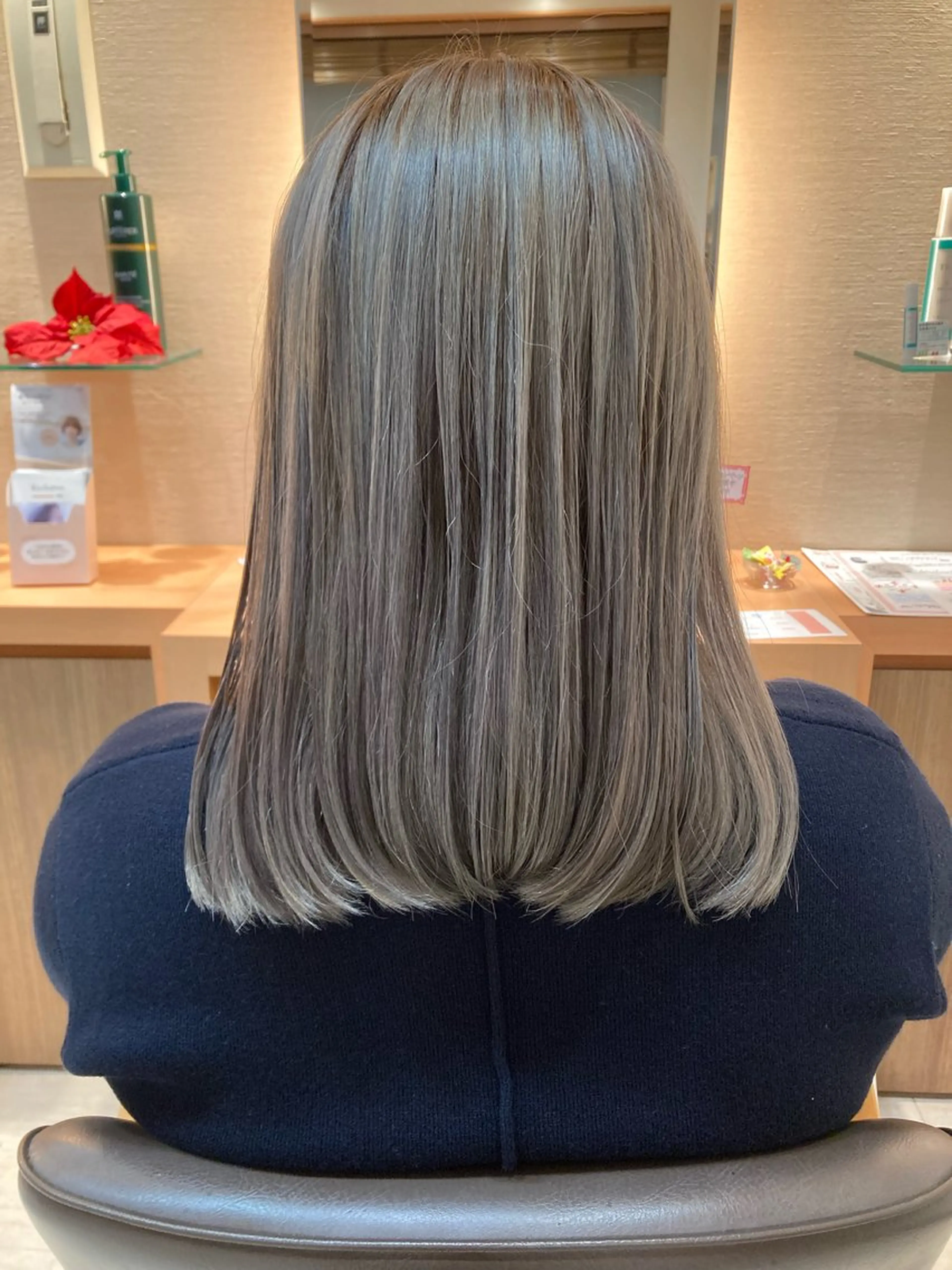 セミロング カラー 透明感カラー サロン・ド・ユーウ千石店所属・JINNO 〈文京区〉のヘアスタイル