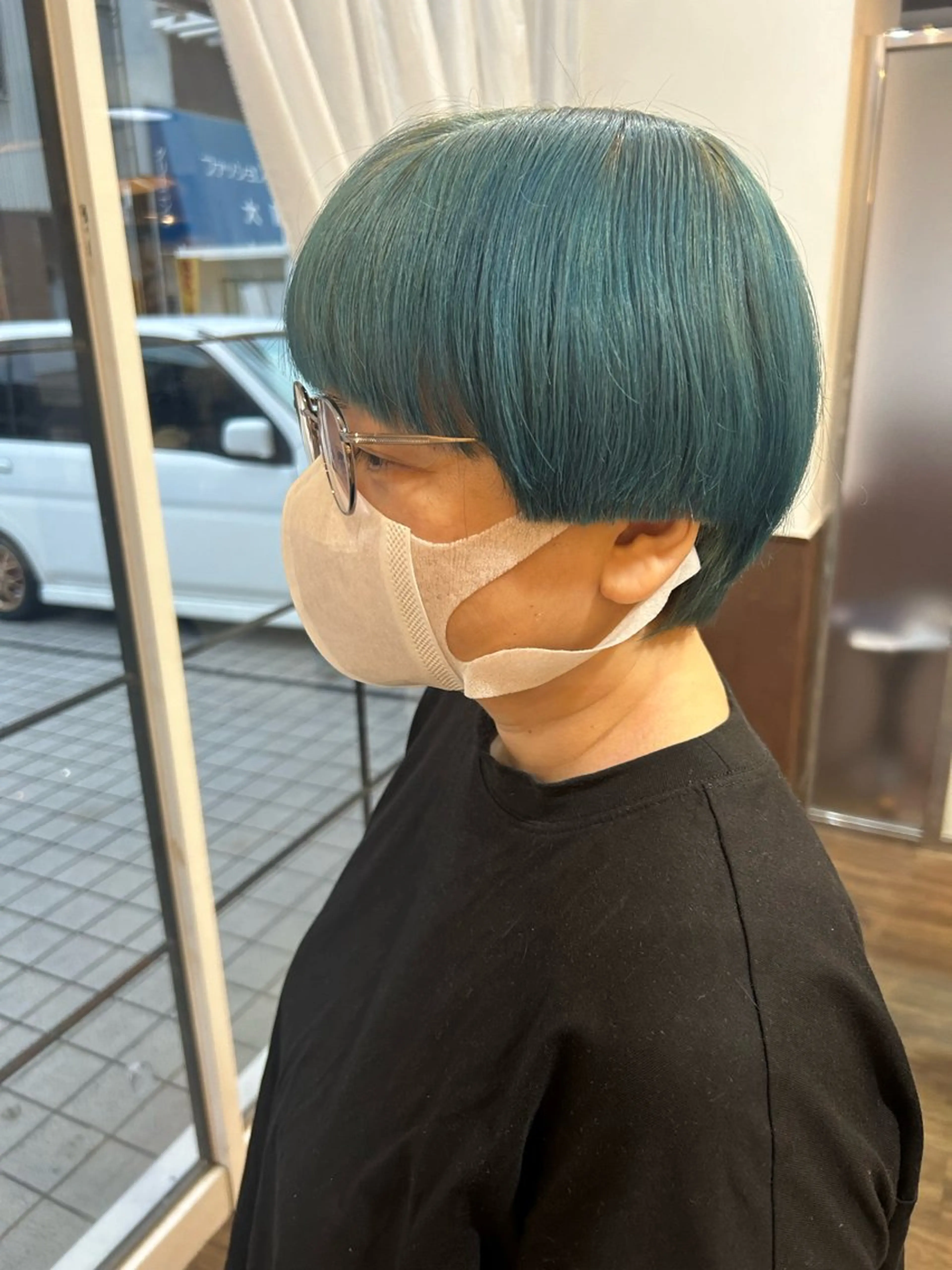 ショート カラー SHIHO 《BASE.》のヘアスタイル