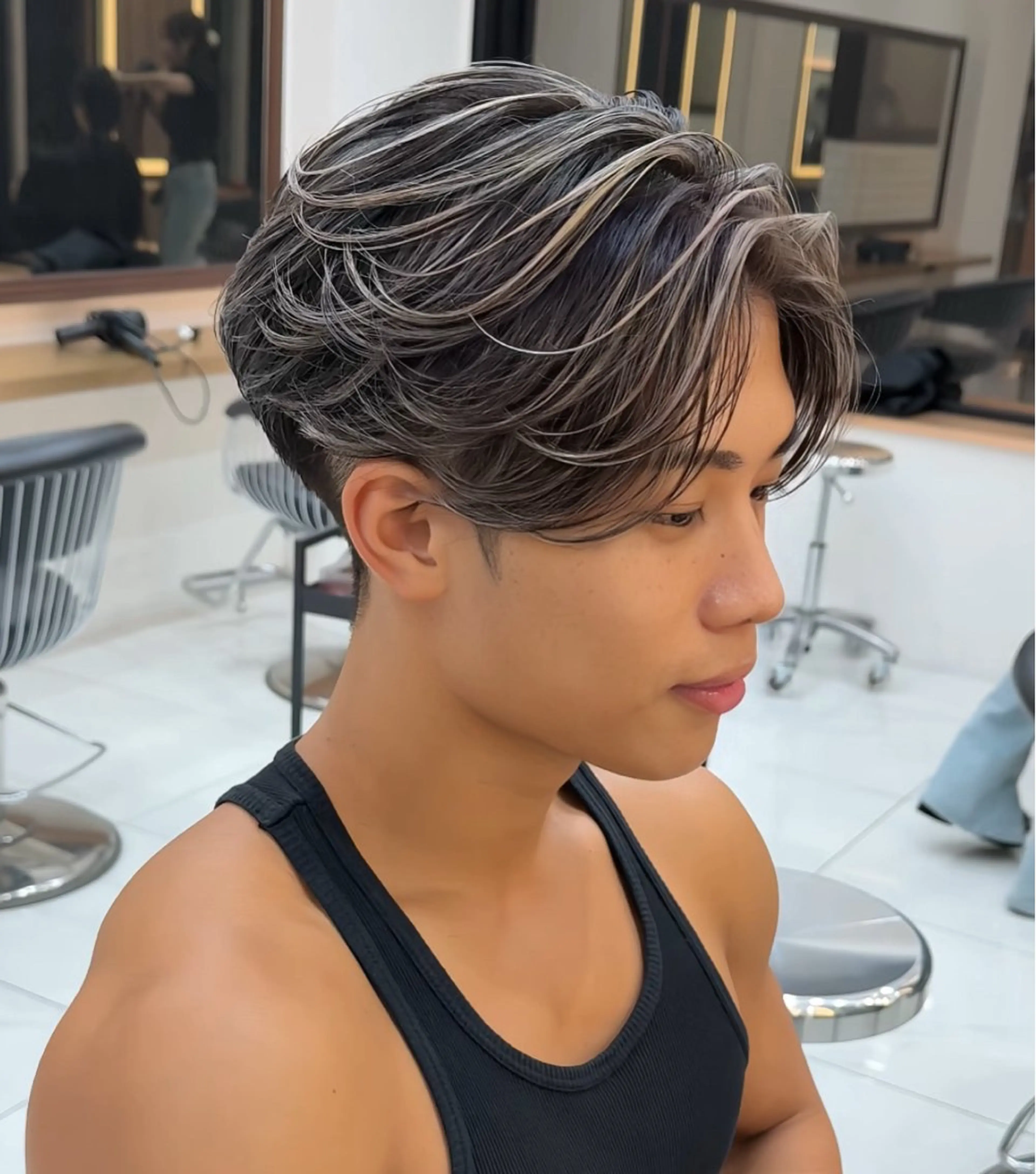 メンズ メンズハイライト メンズメッシュ カット ヘアカラー 白髪ぼかしメッシュ/ 大人メッシュ/ゆうとのヘアスタイル