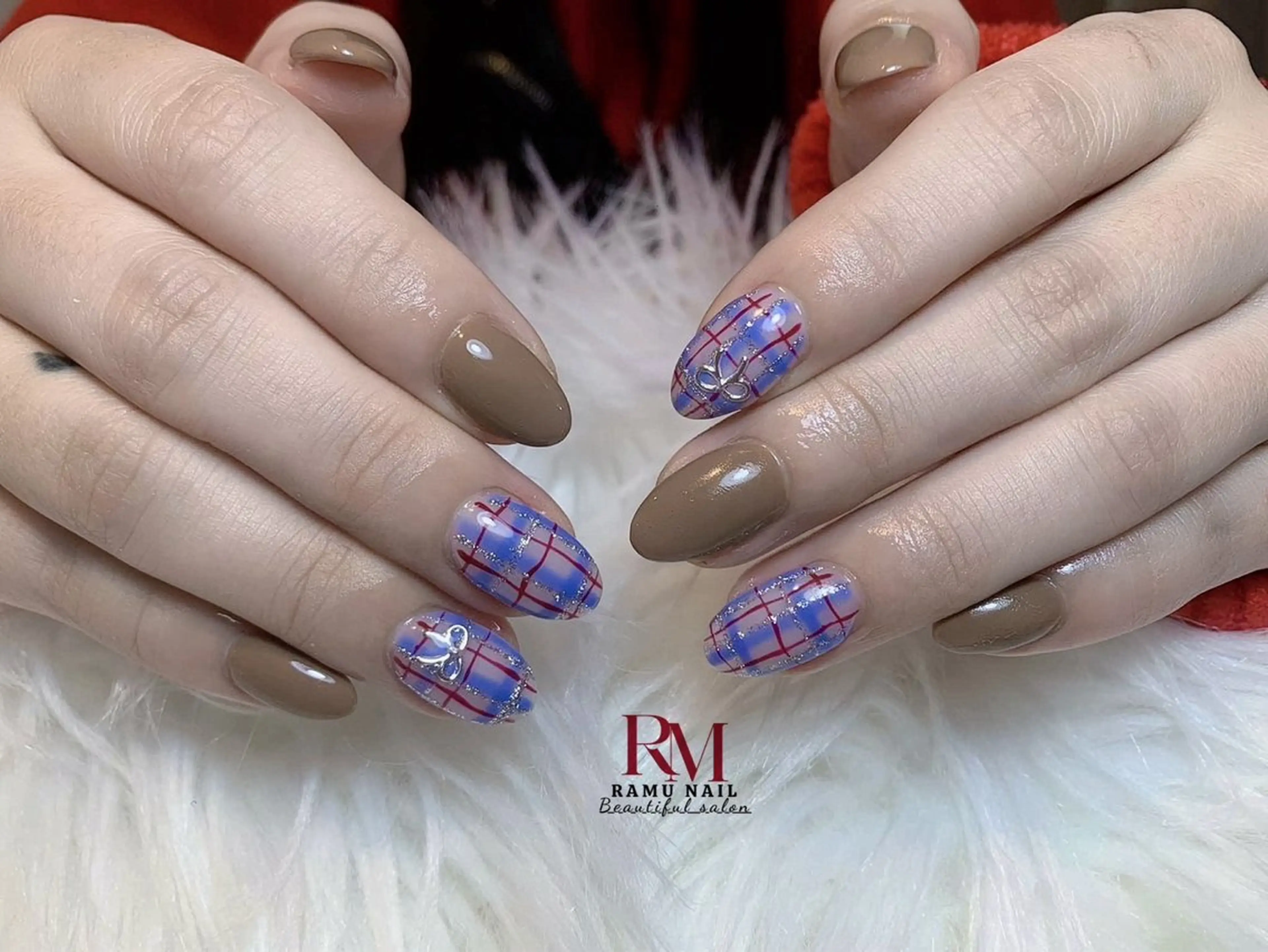 ネイル チークネイル フレンチネイル グラデーション キラキラネイル 韓国ネイル ハンドネイル RAMU_Nail 池袋店のネイルデザイン