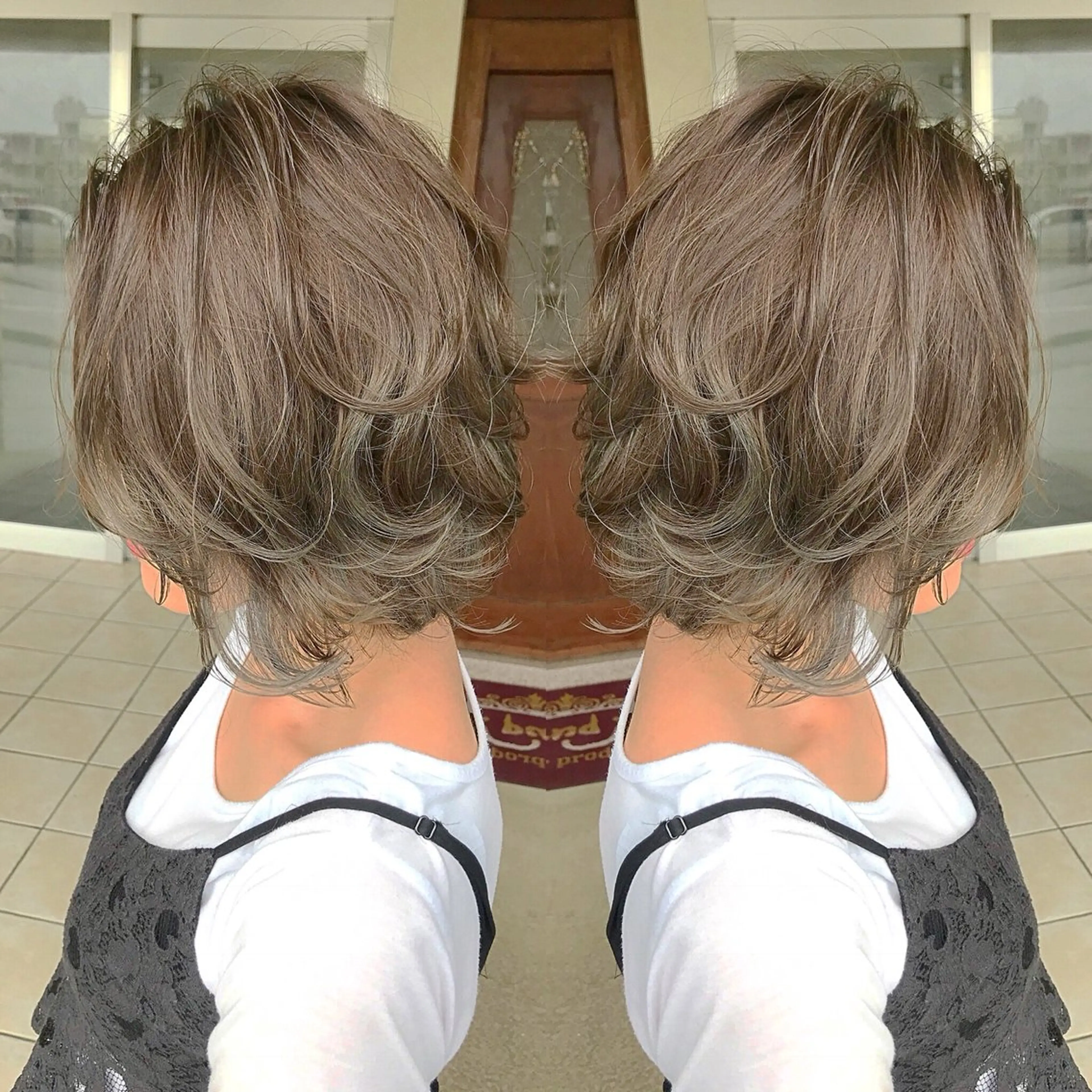 ミディアム カラー バレイヤージュ レイヤーカット ヘアカラー grand juteのヘアスタイル