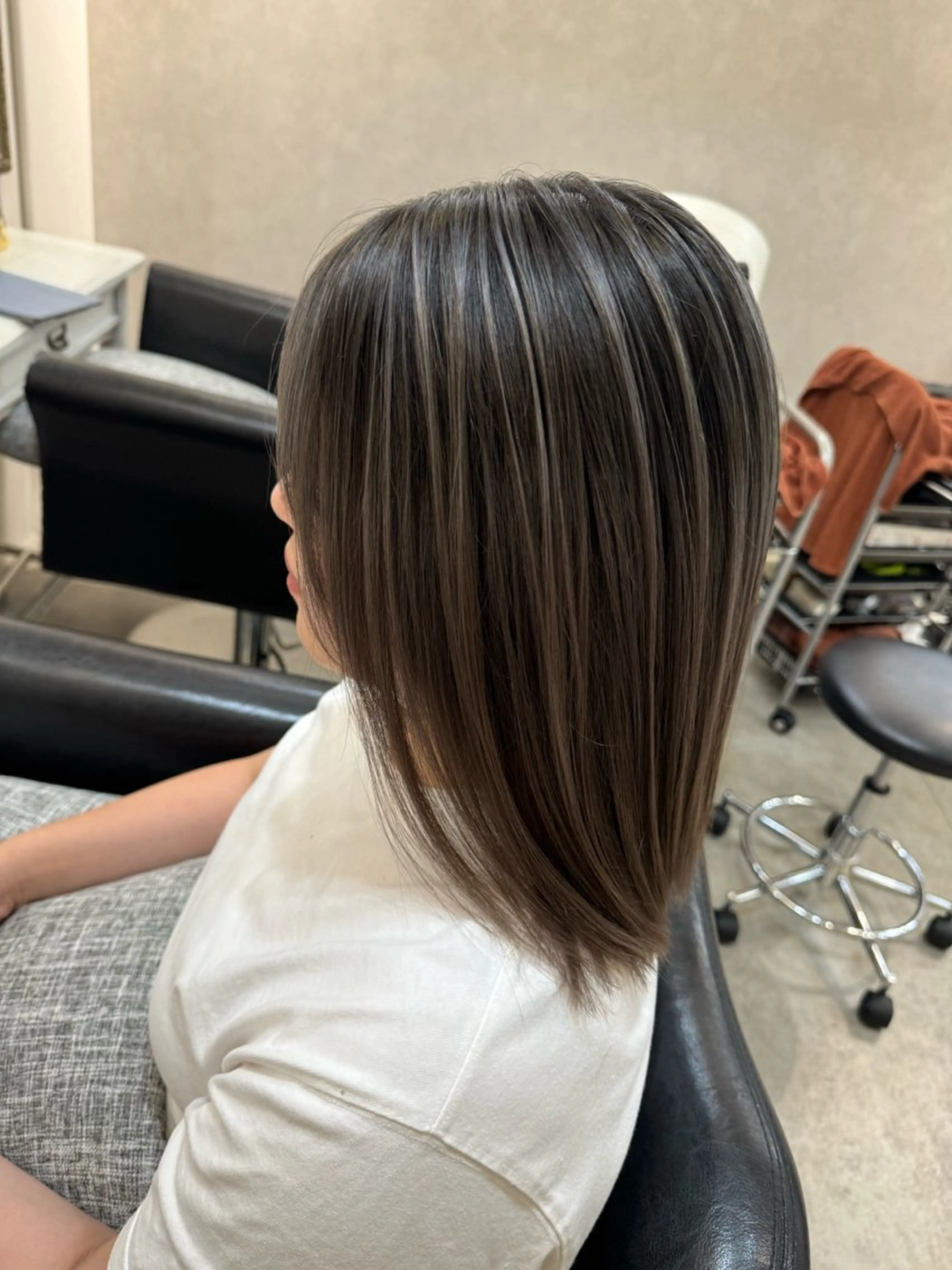 カラー バレイヤージュ ヘアカラー ヒガシ サヨのヘアスタイル