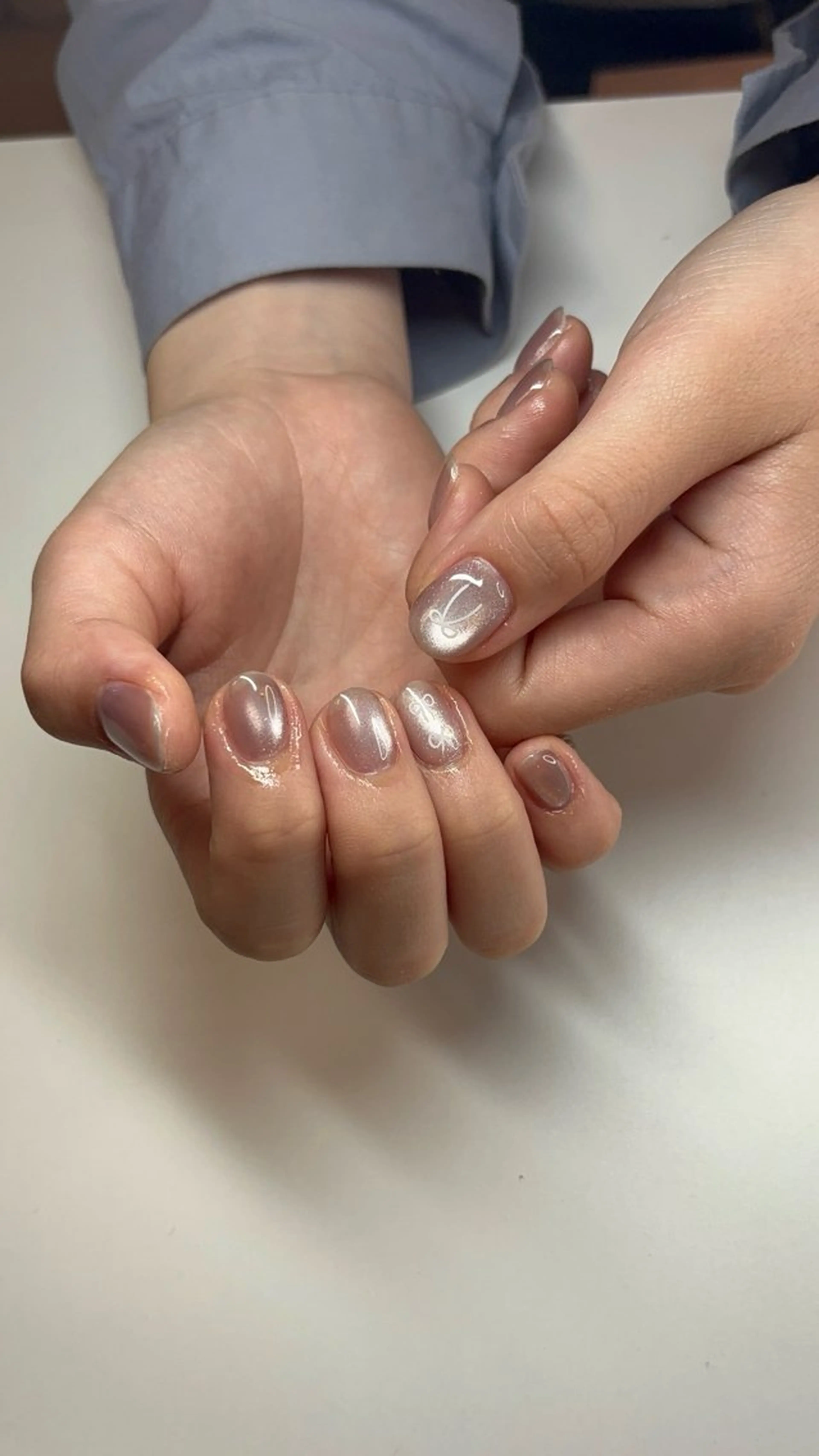 ネイル moi nail ˙⋆.˚のネイルデザイン
