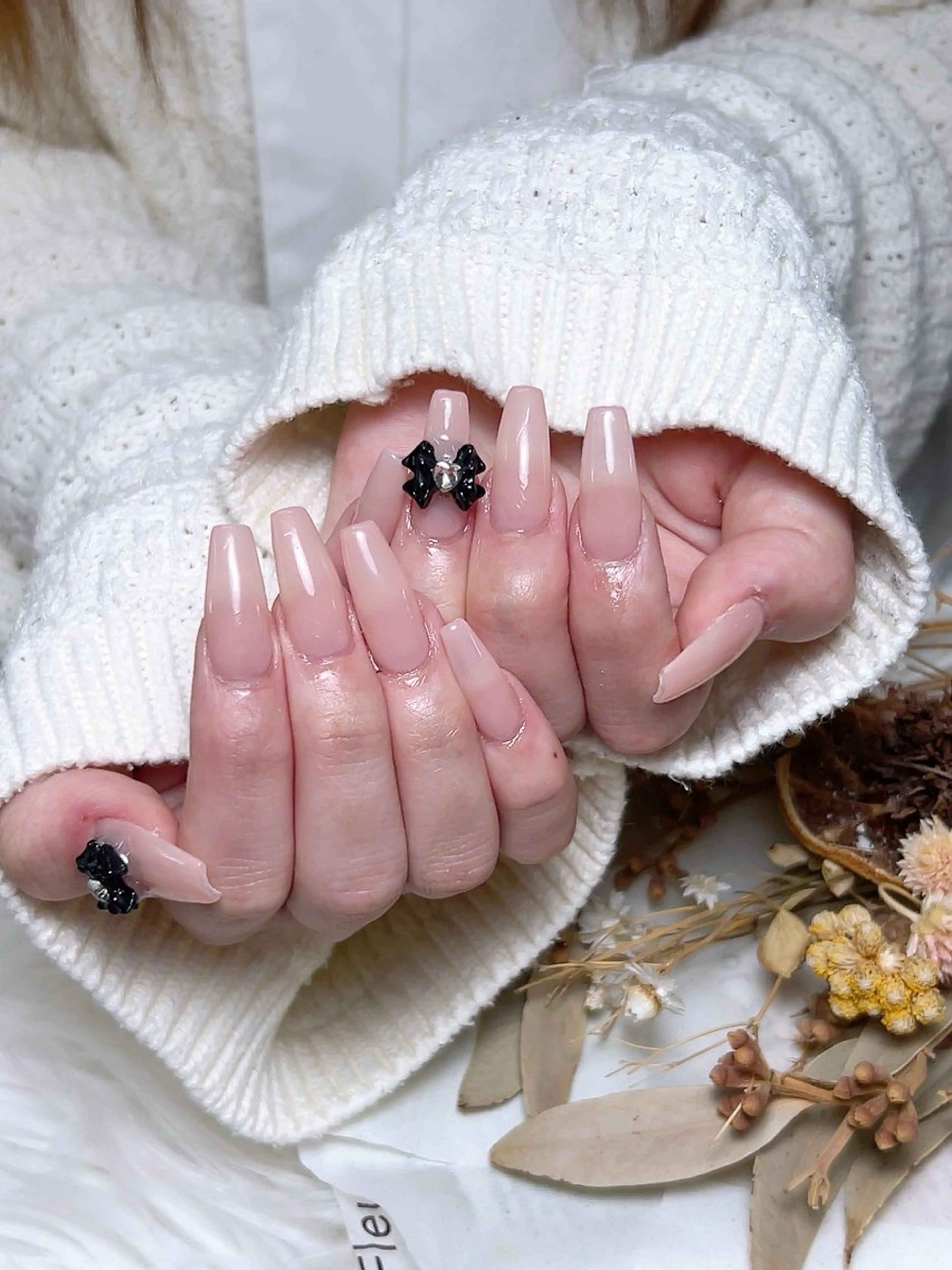 ネイル 長さ出し フレンチネイル ジェルネイル ガラスフレンチ 韓国ネイル ハンドネイル ハンドケア For U nail スカルプ専門店のネイルデザイン
