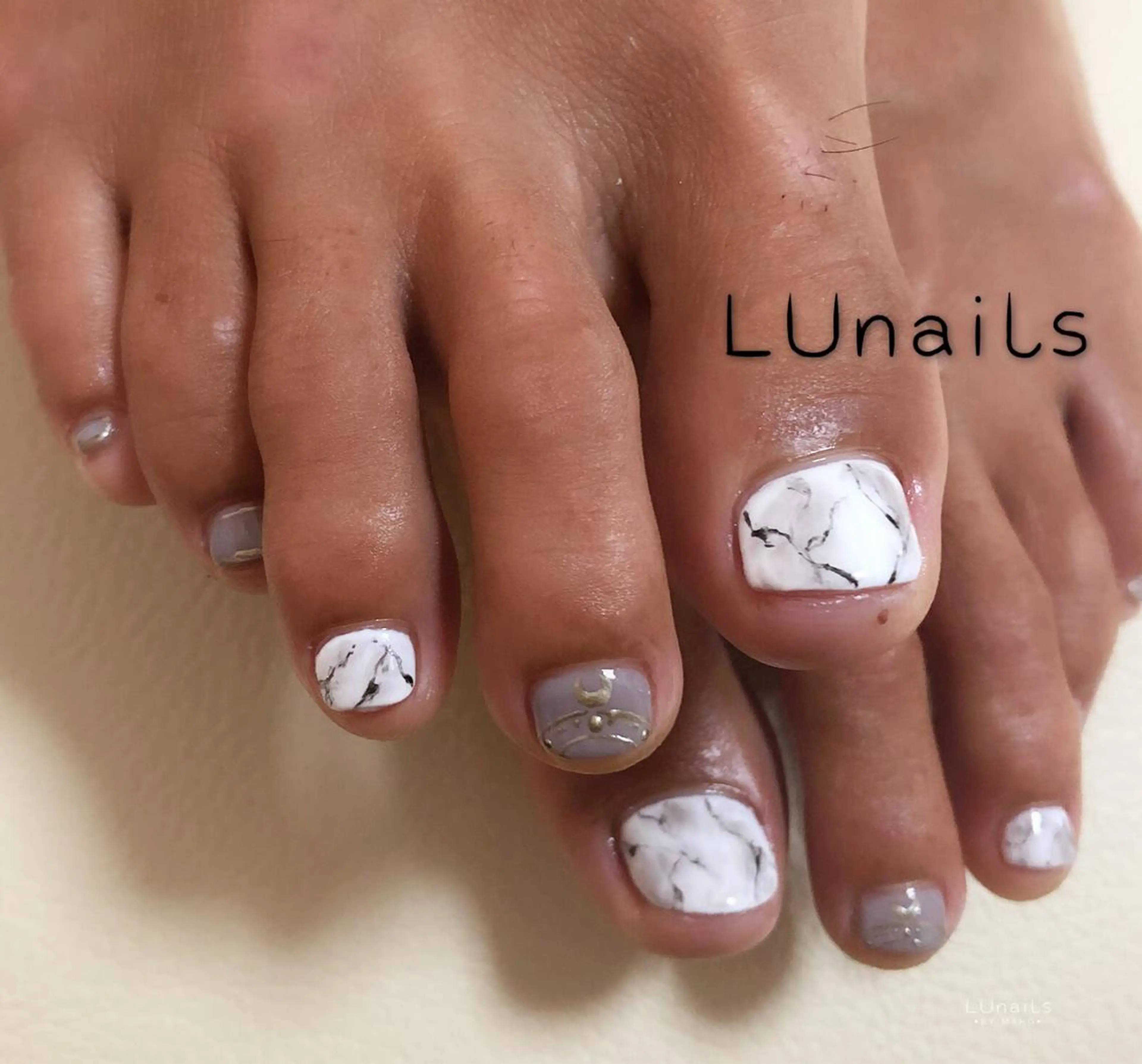ネイル LUnails MAHOのネイルデザイン