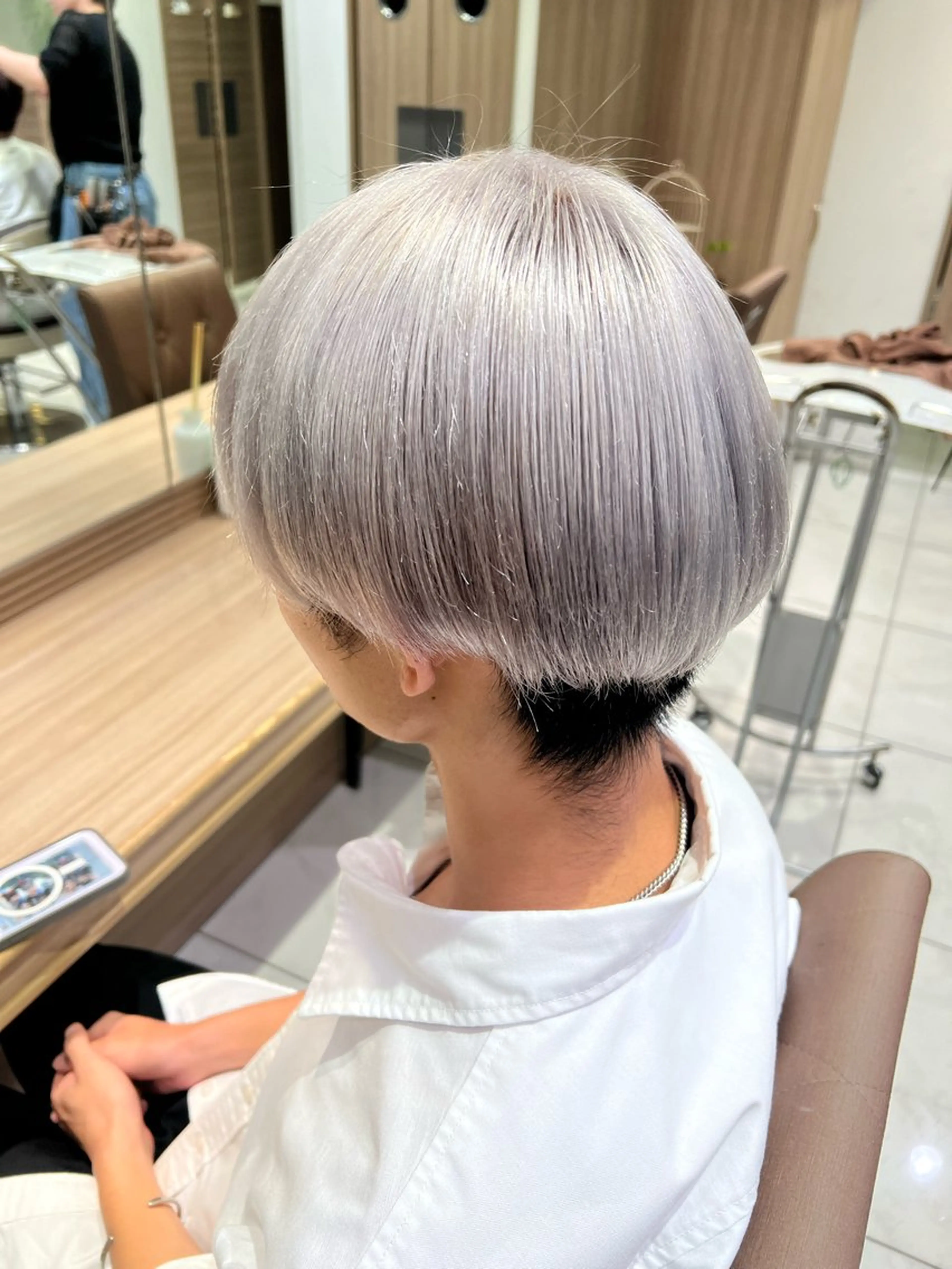 カラー メンズ 艶髪ハイトーン 💎りゅうやのヘアスタイル