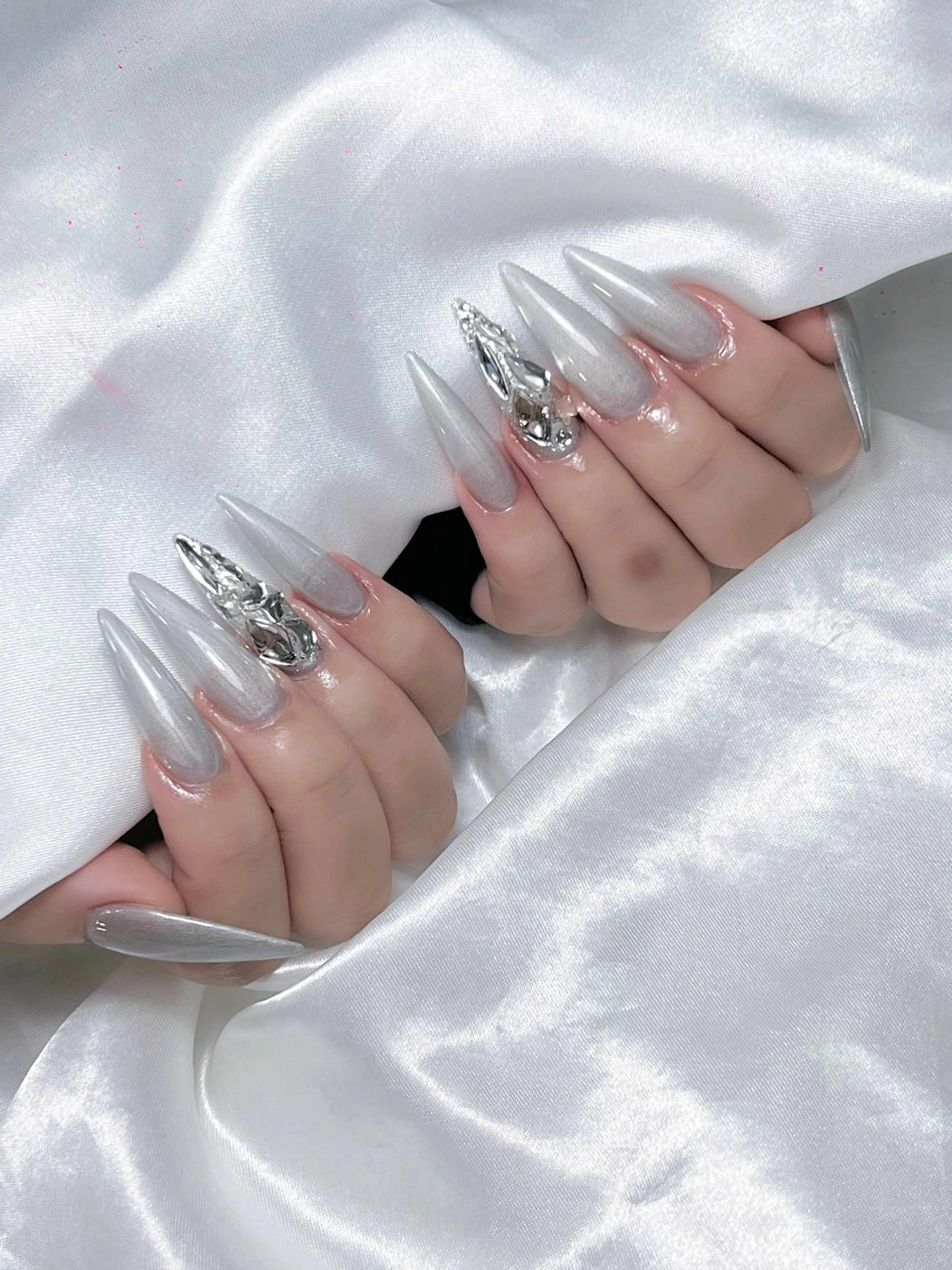 ネイル ハンドネイル LEELA NAIL STUDIO所属・LEELA NAIL STUDIOのネイルデザイン