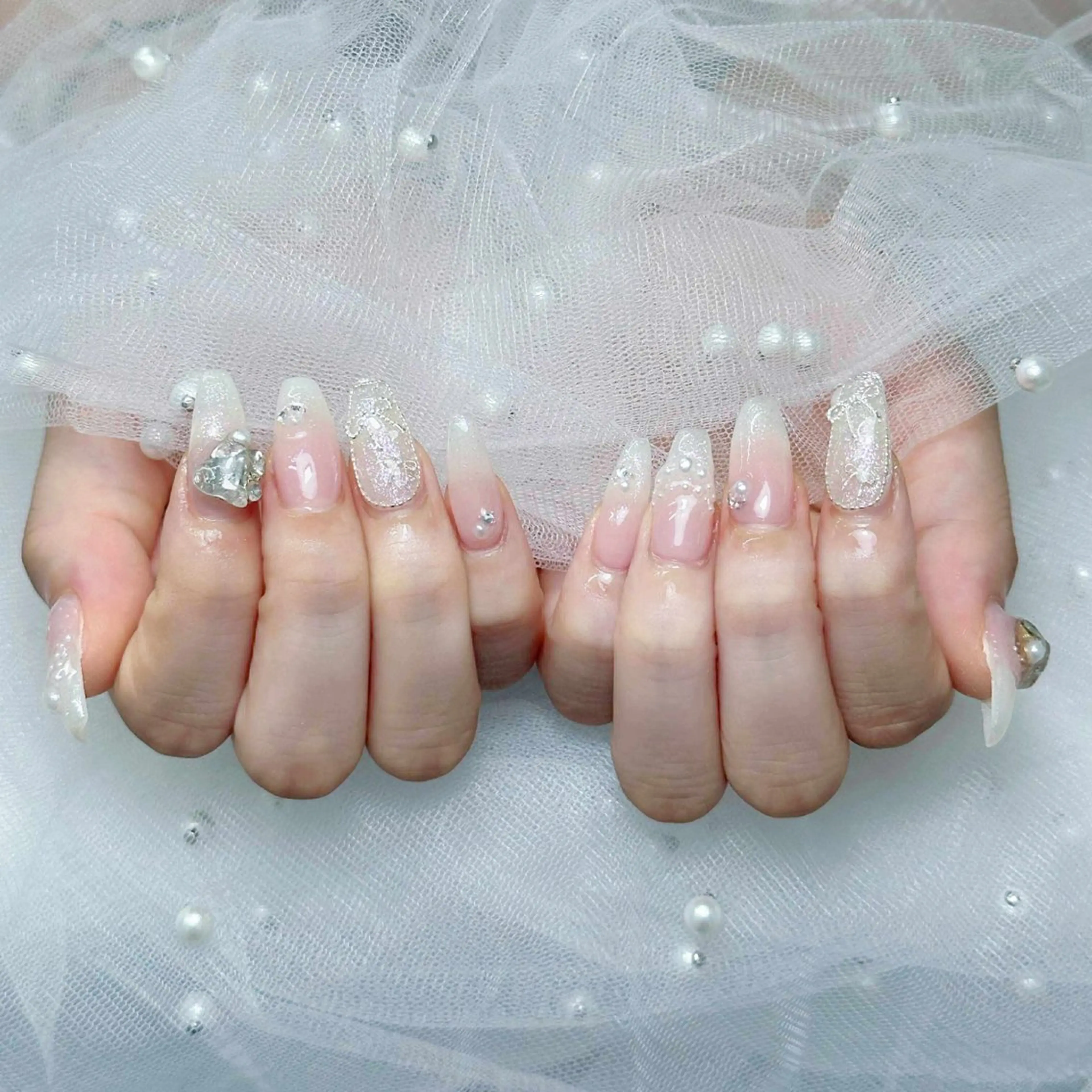 ネイル ハンドネイル ヒェウ Nail Nambaのネイルデザイン