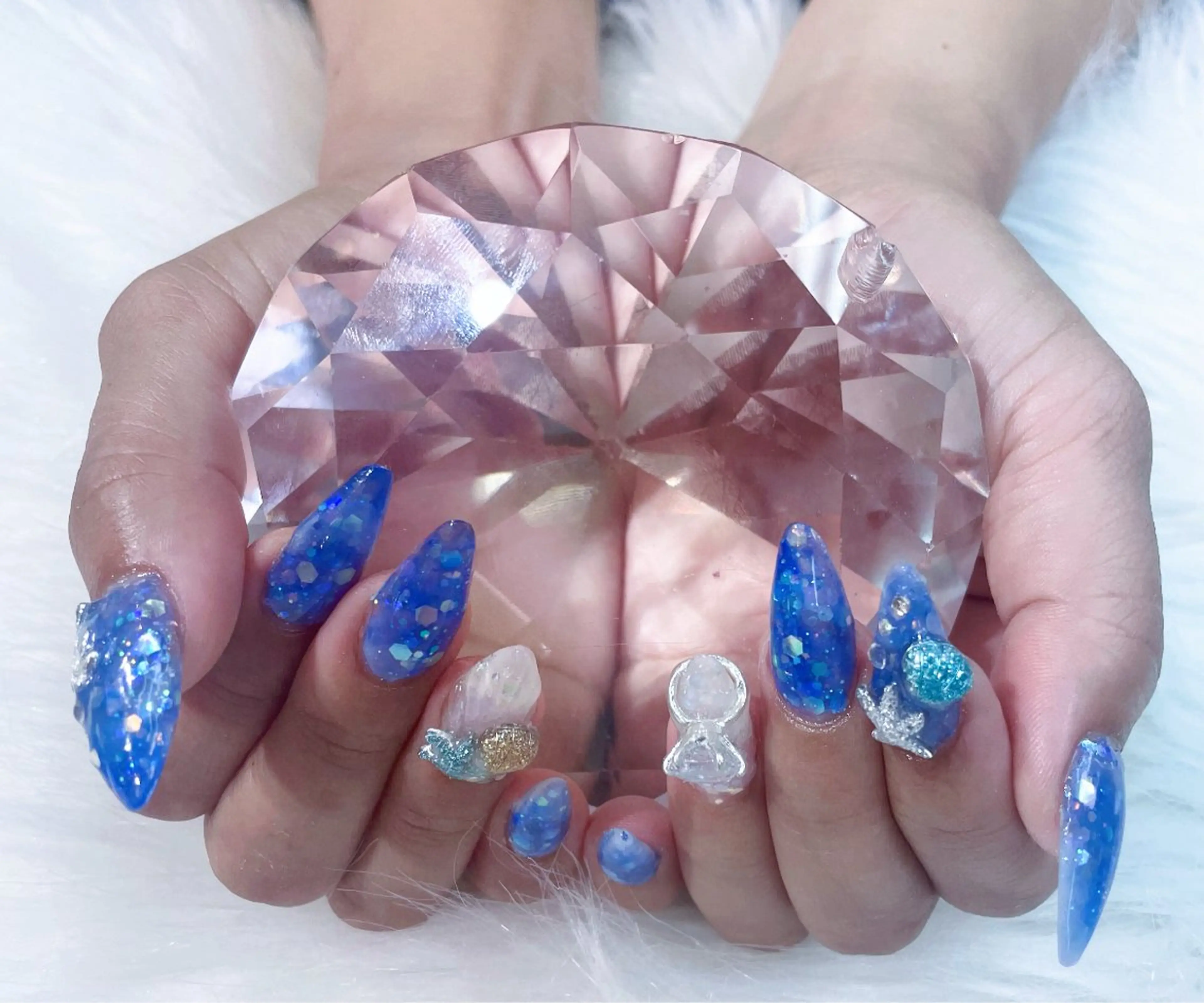 ネイル アートネイル 長さ出し スカルプネイル ベスティオーラ/小竹 花香のネイルデザイン