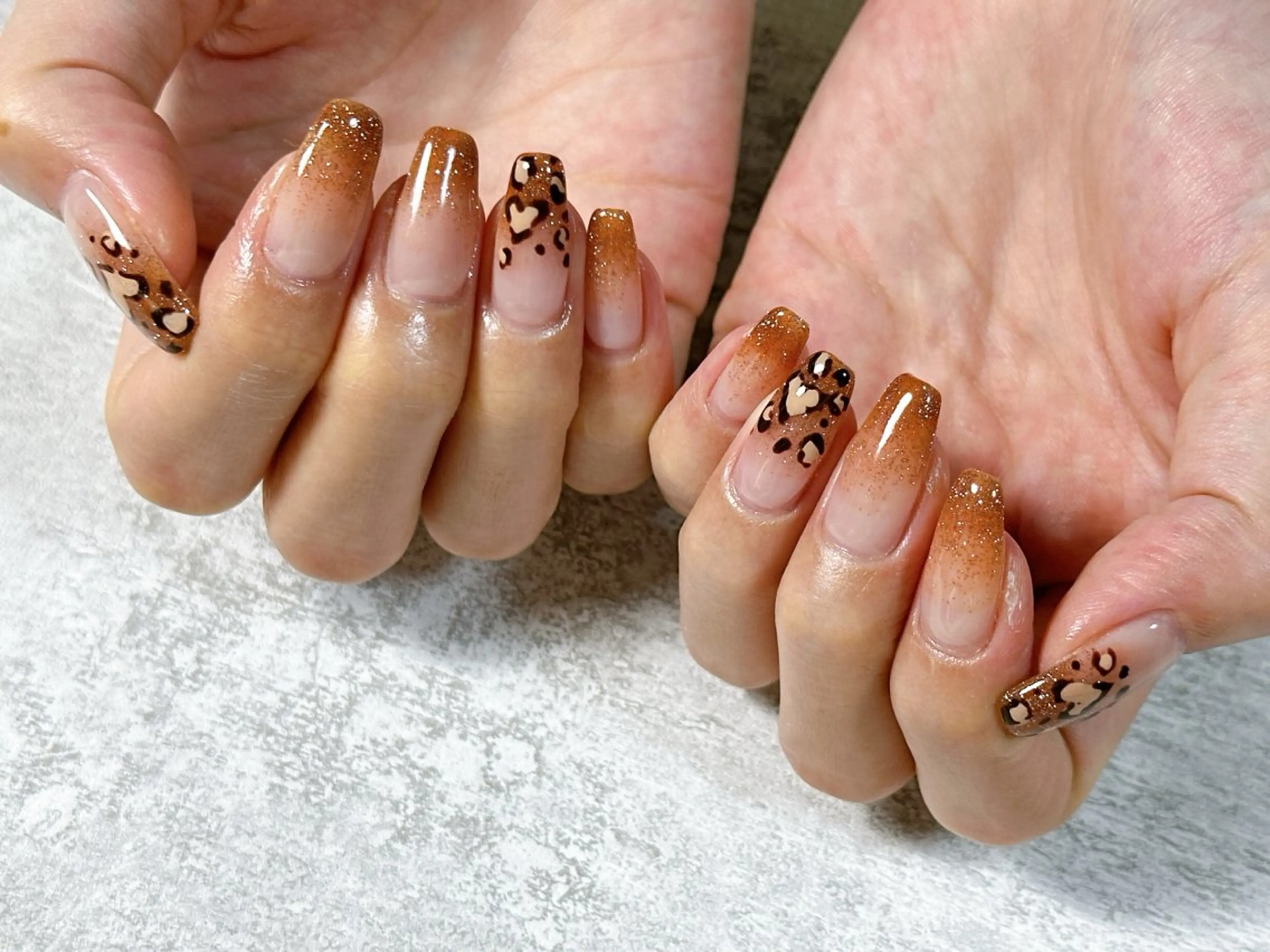 ネイル オーロラネイル ブルー フラッシュネイル フットネイル フレンチネイル ハンドネイル kiki nail たまプラーザのネイルデザイン