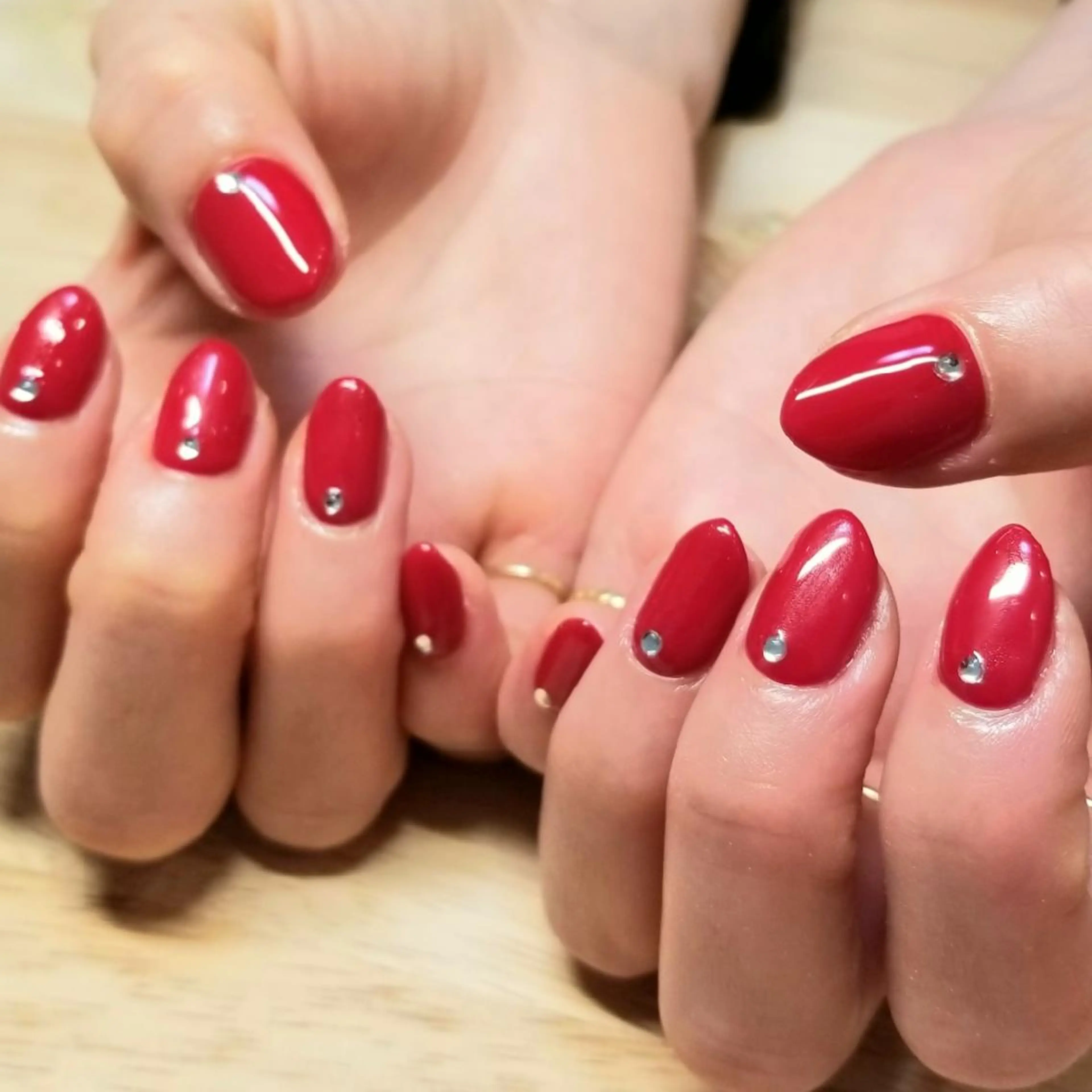 ネイル ストーンネイル L'instant  Nail Artzのネイルデザイン