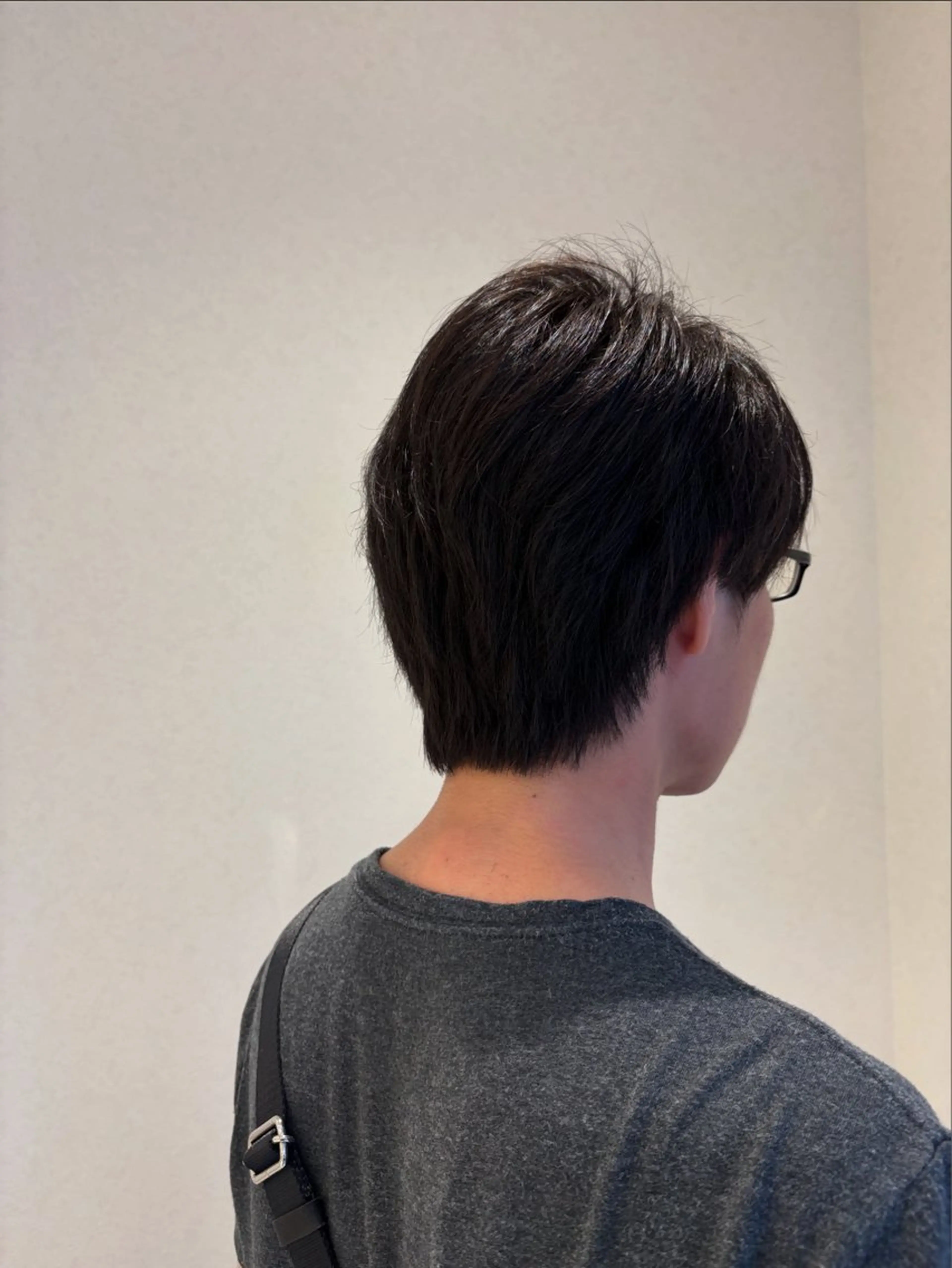 ショート カット イシカワ ユウタのヘアスタイル