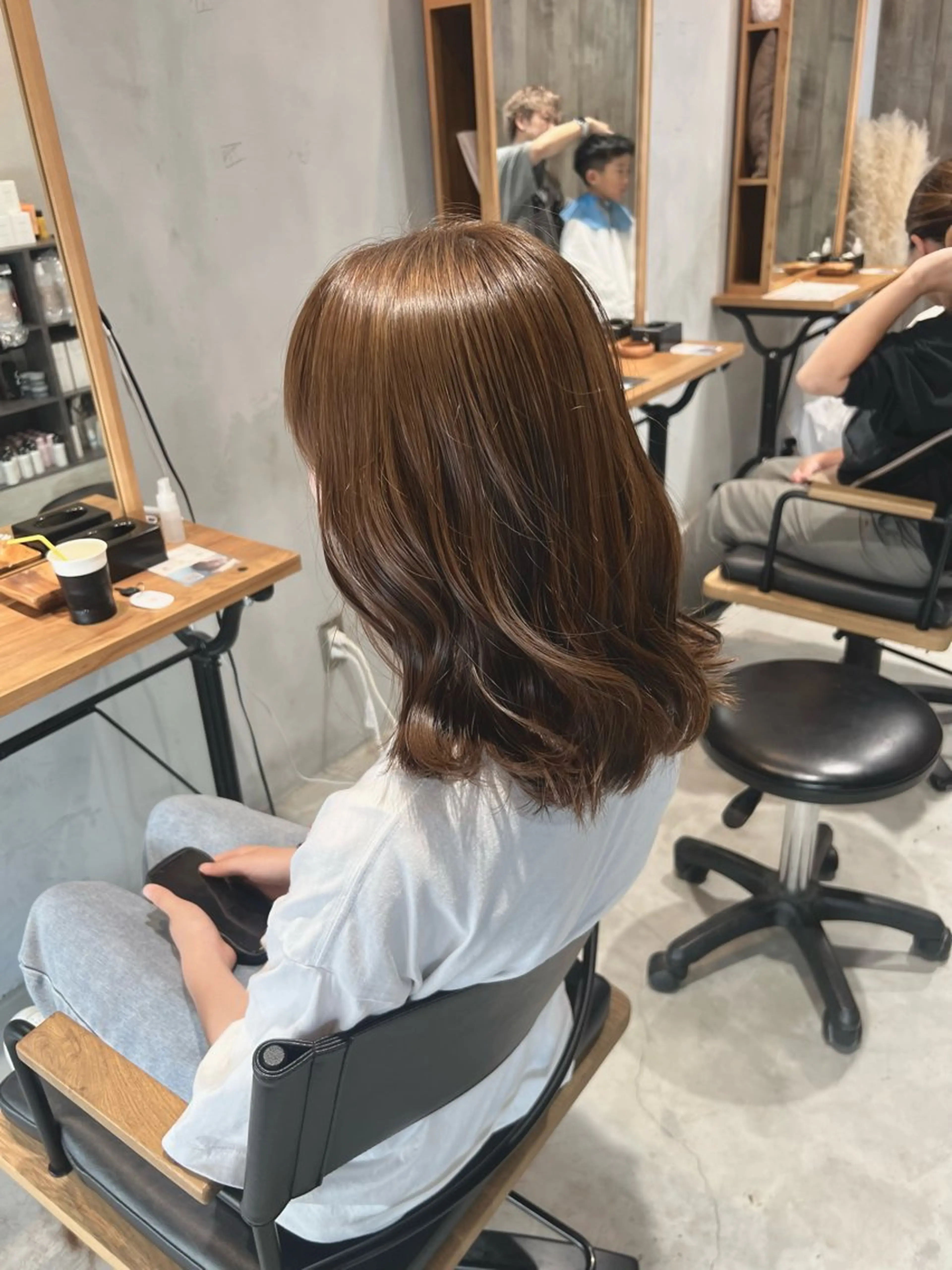 セミロング 佐藤 百奈美のヘアスタイル