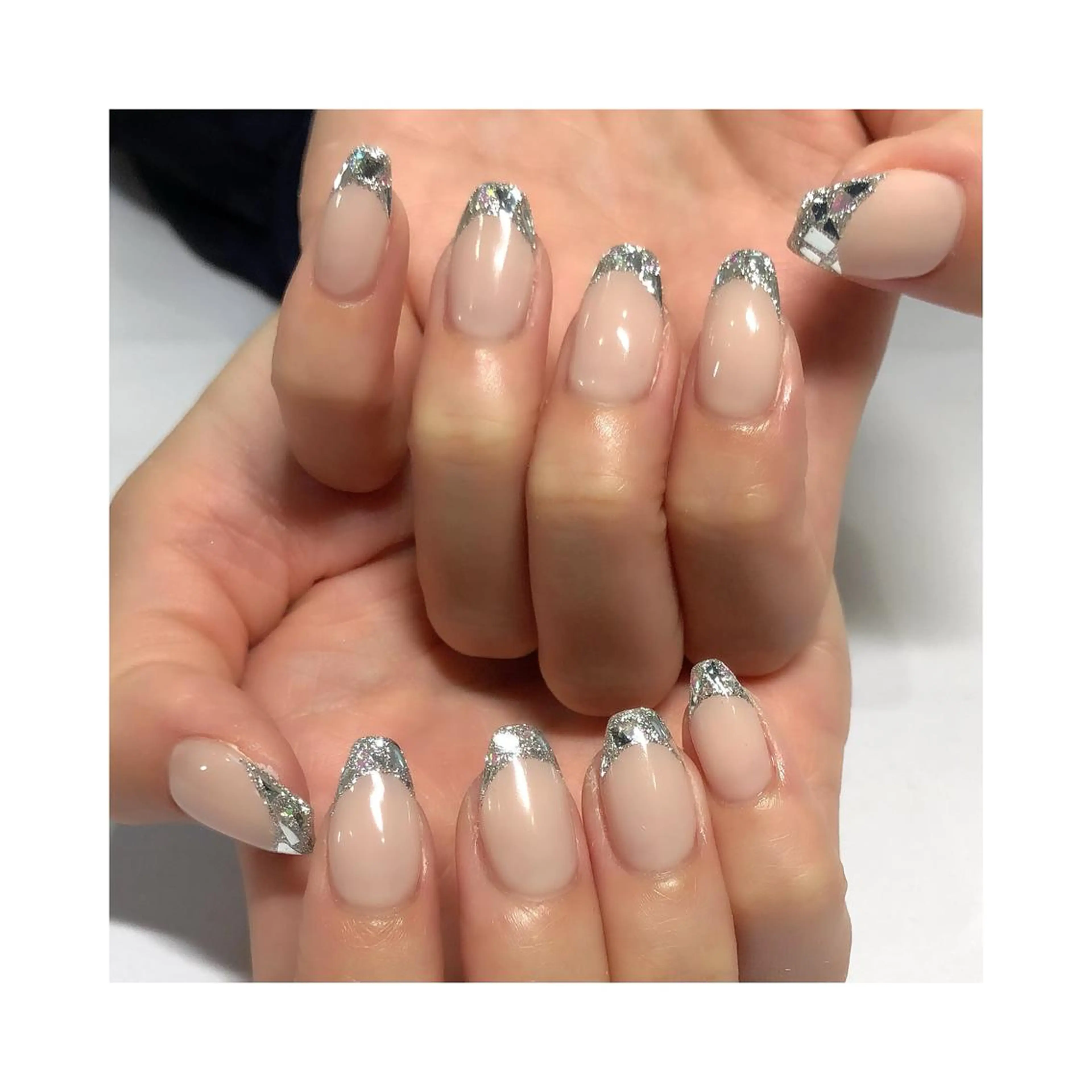 大人気ガラスフレンチネイル💅オフ込み✨の写真