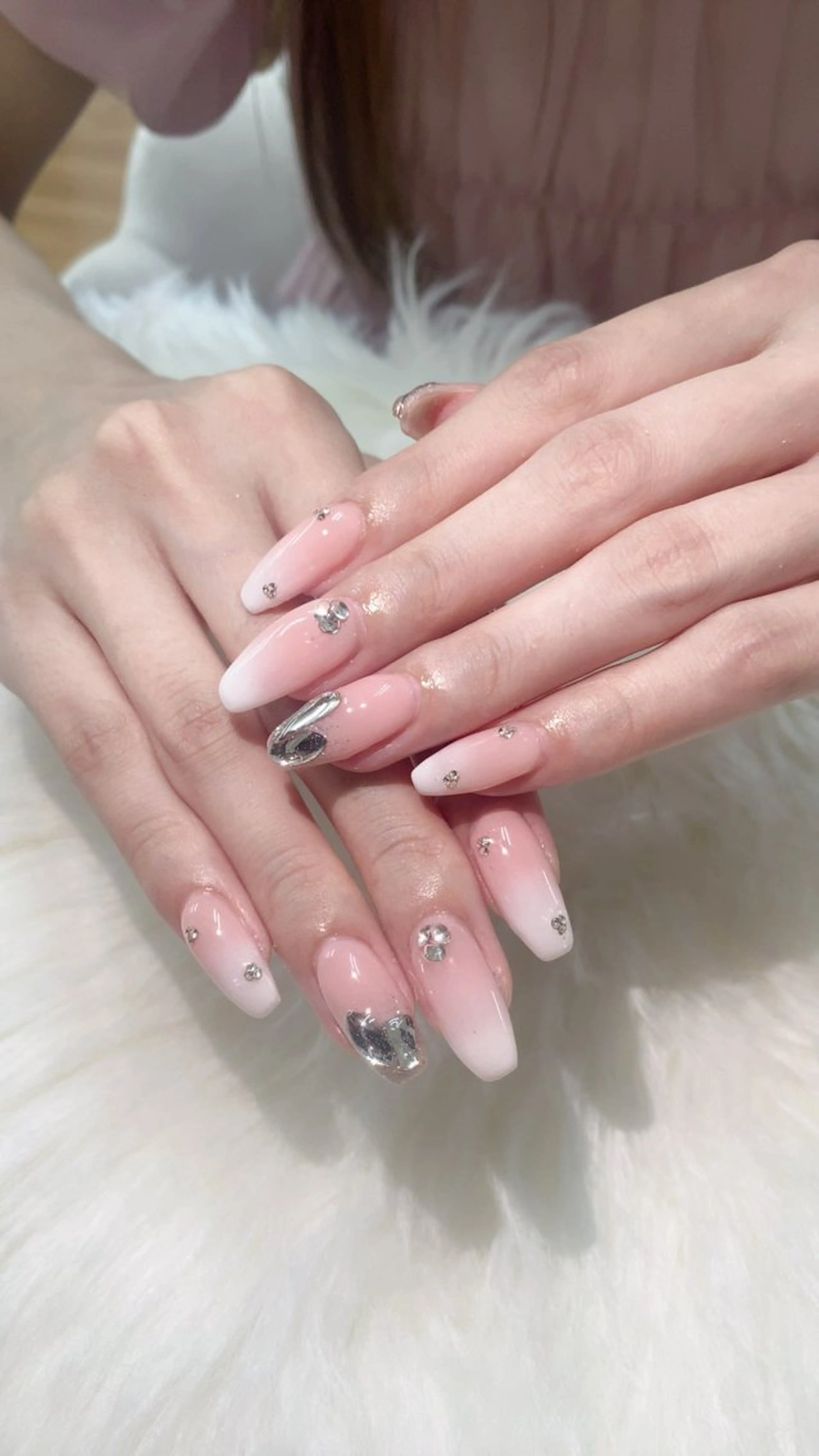 ネイル hara nail所属・nguyen thi leのネイルデザイン