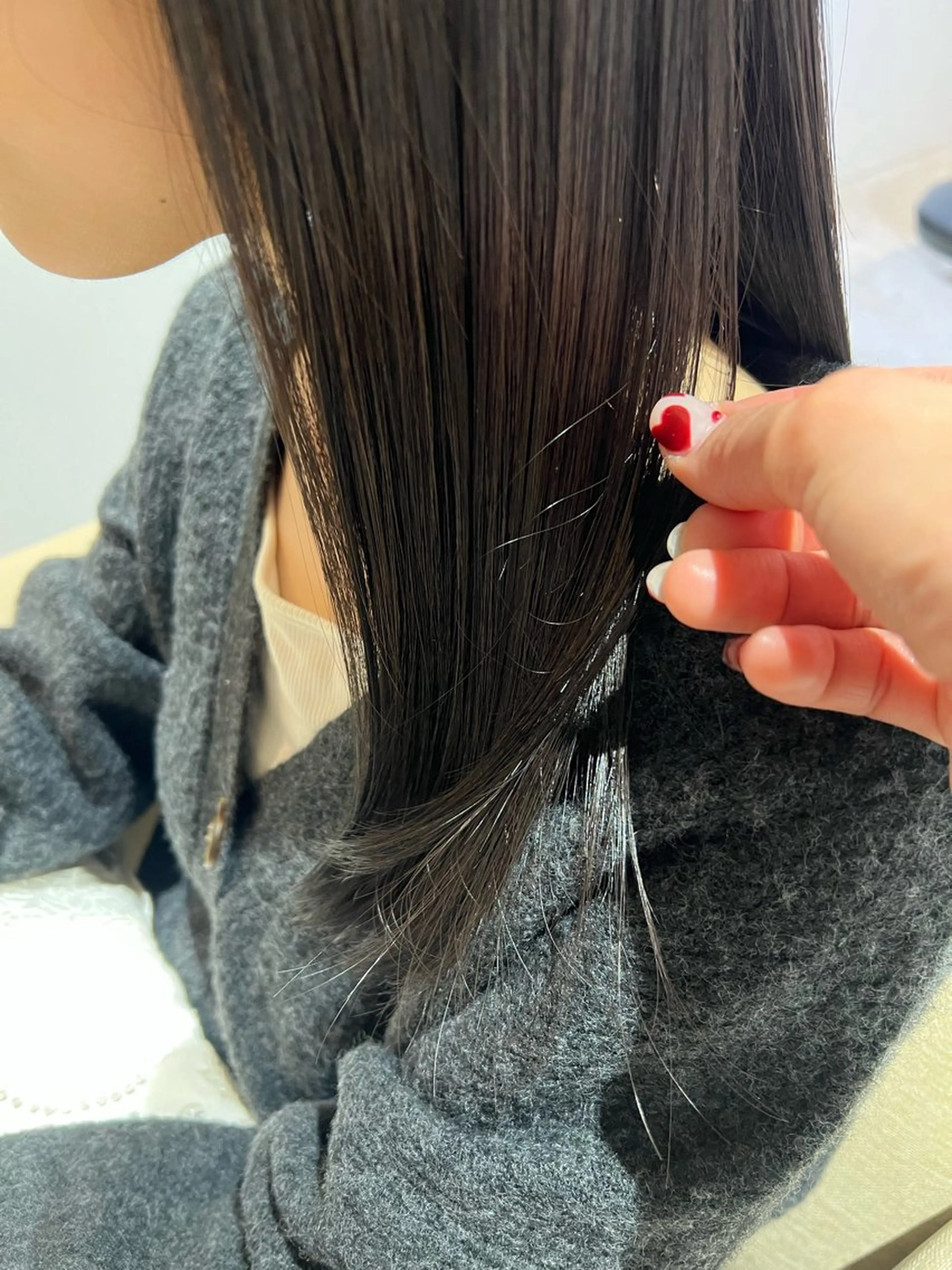 ロング カラー ブラウンカラー グレージュ ブルームヘアデザイン かこ。のヘアスタイル