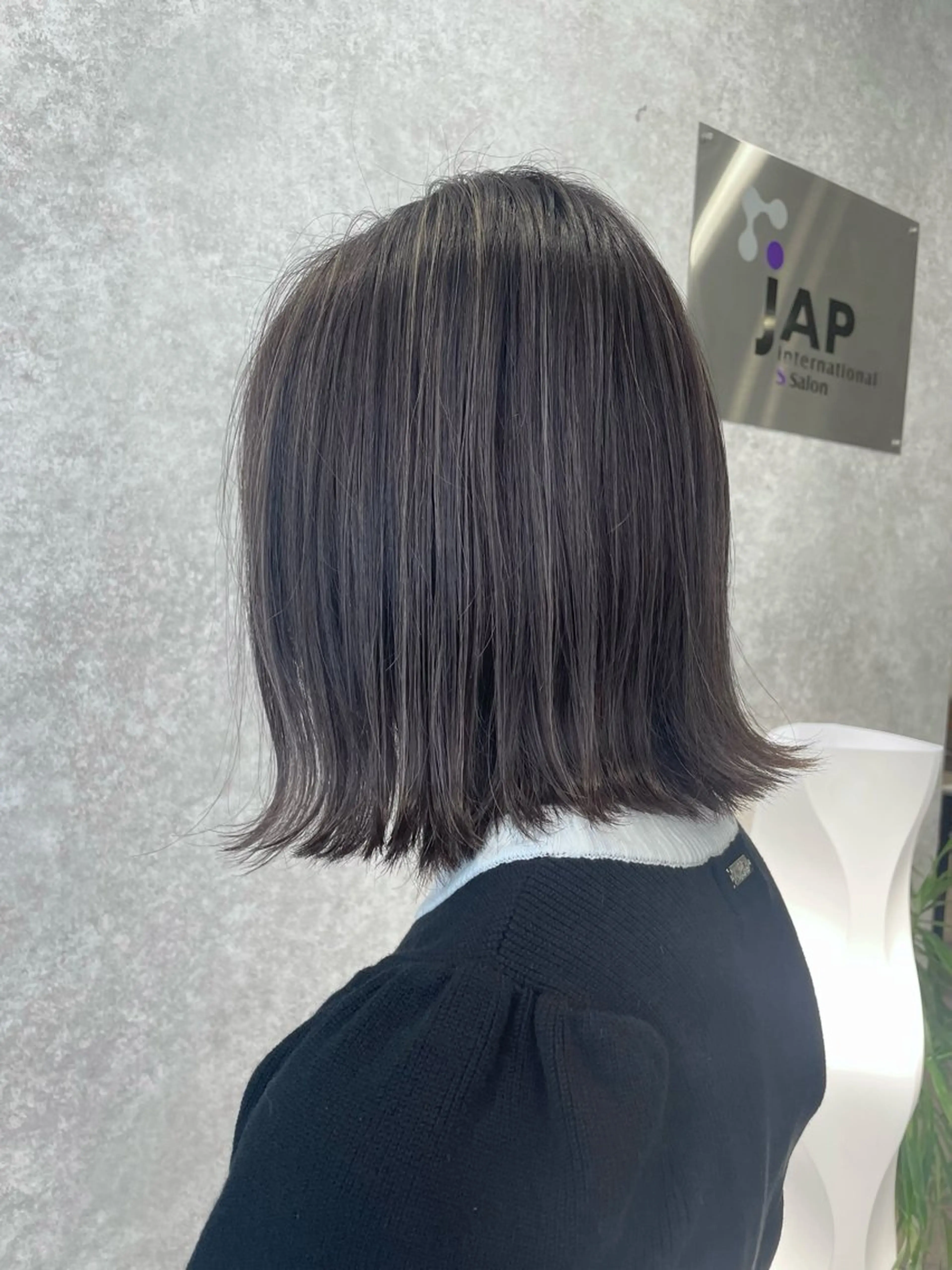ミディアム カラー ハイライトカラー ハイライト 德本 奈名美のヘアスタイル