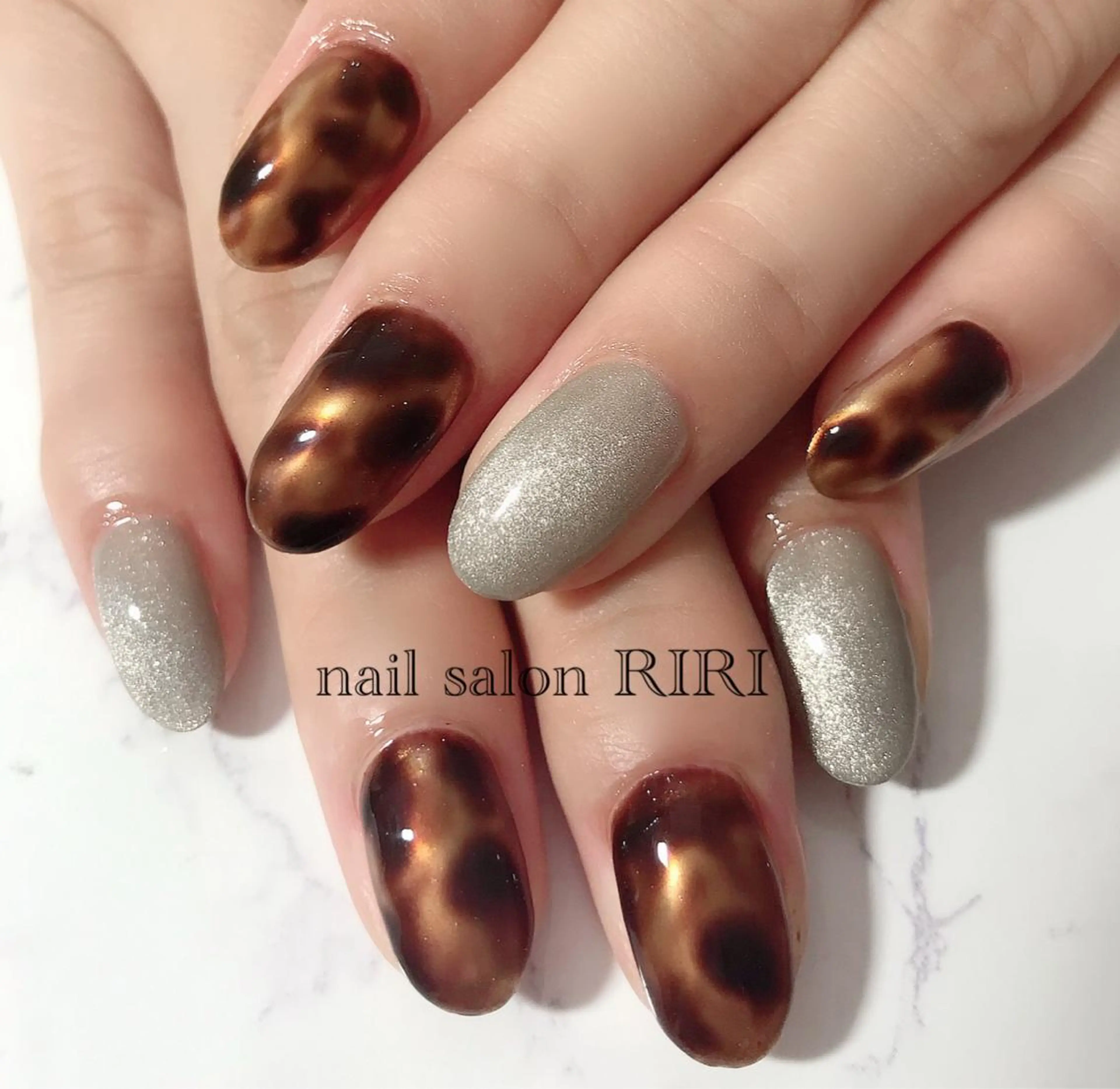 ネイル べっ甲ネイル マグネットネイル private  nail  salon RIRI所属・RIRI リリのネイルデザイン