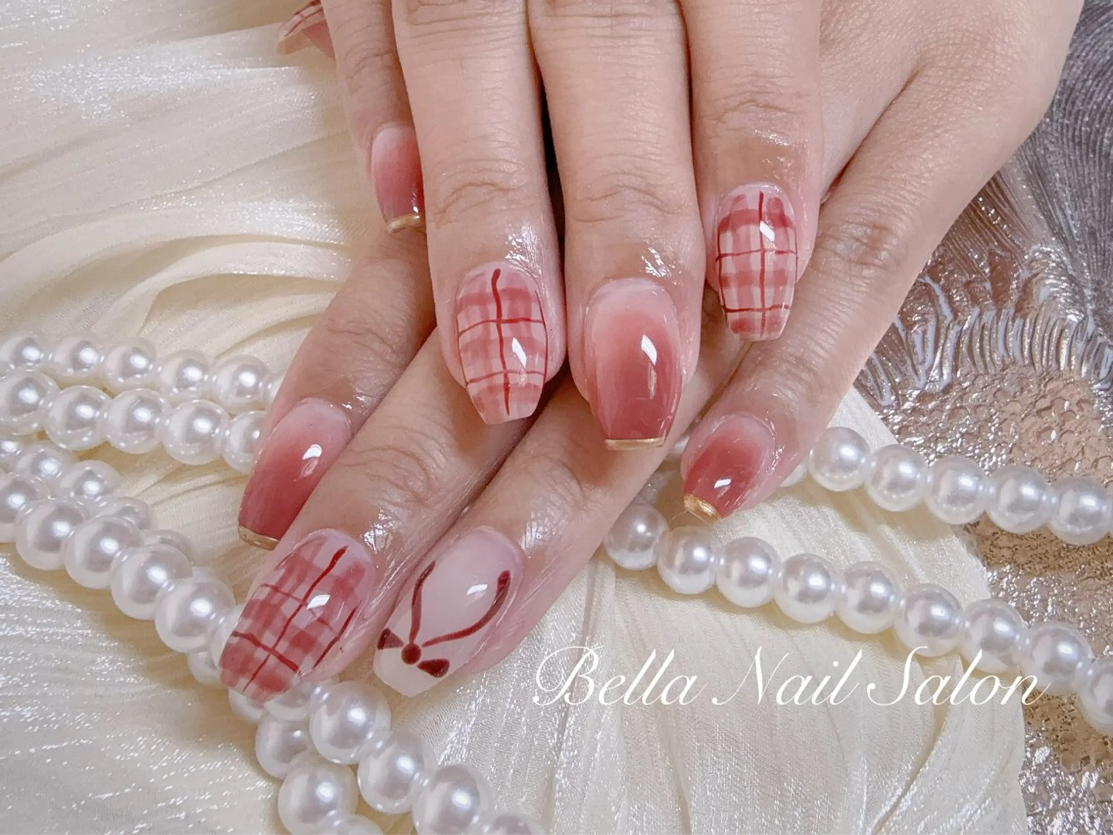 ネイル ハンドネイル Bella Nail Salonパラジェルのネイルデザイン