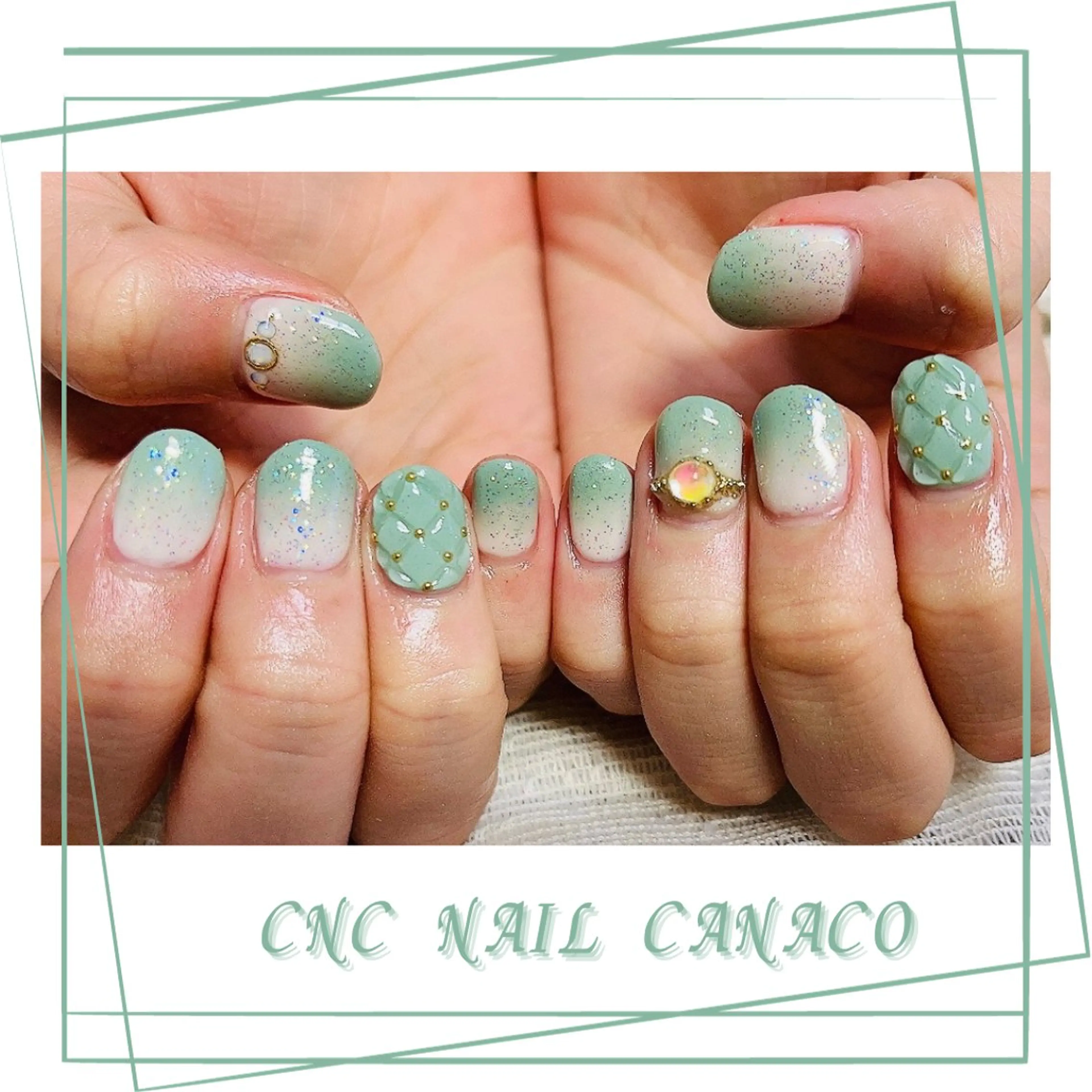 ネイル アートネイル グラデーション グリーン 持ち込み ストーンネイル Felice所属・ベテランネイル cnc  nailのネイルデザイン