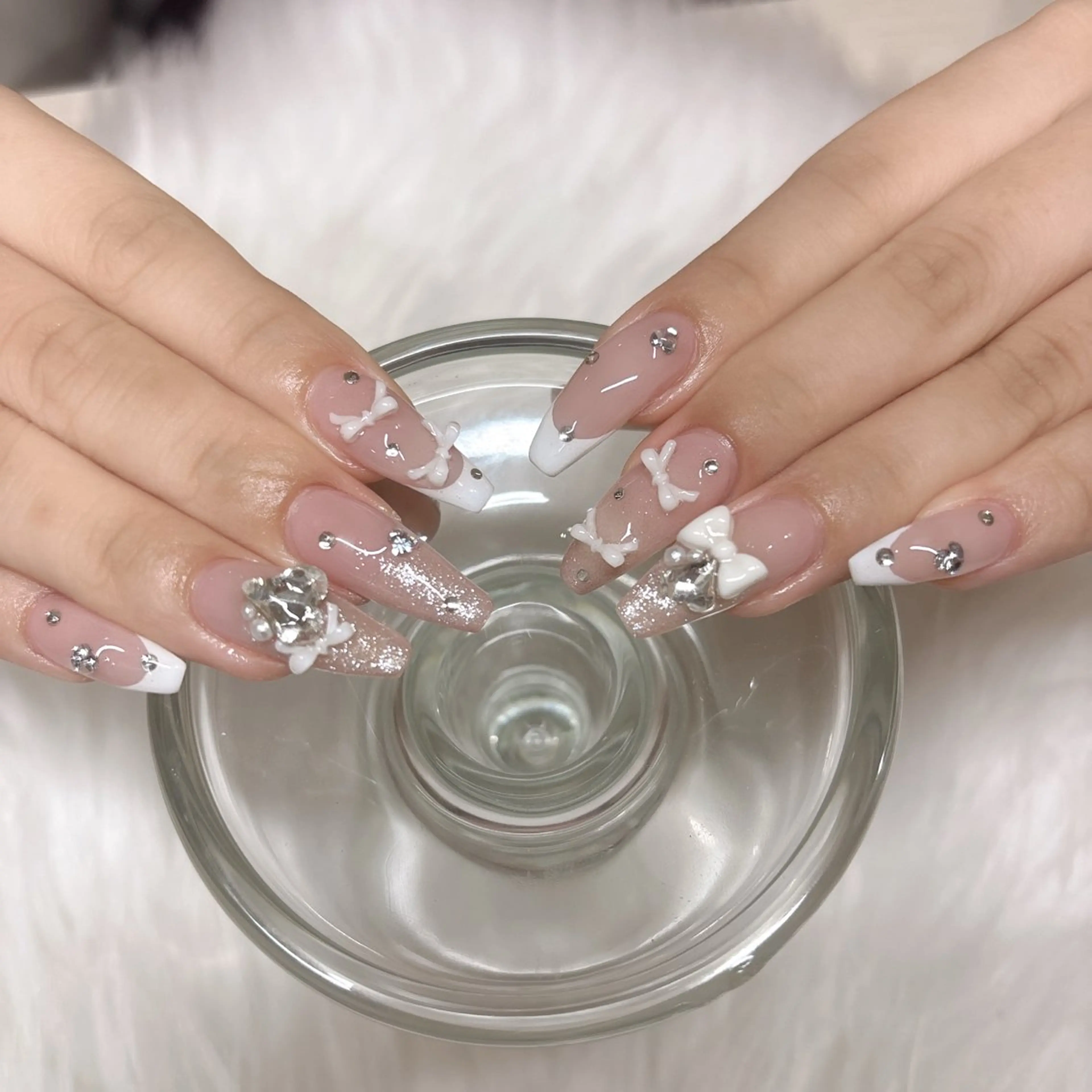 ネイル キラキラネイル ハンドネイル beautiful meみくのネイルデザイン