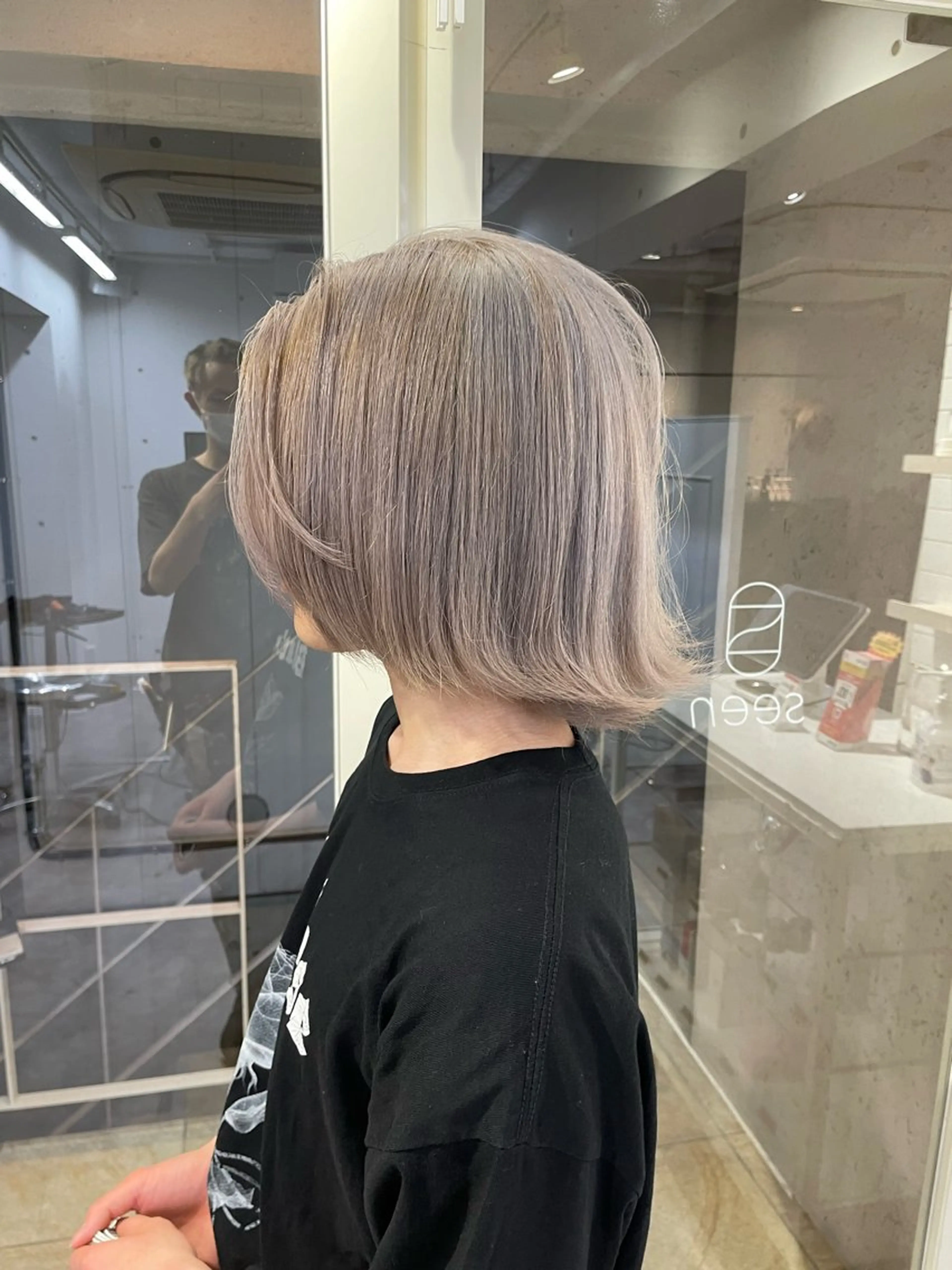 カラー ブリーチ グレージュ ヘアカラー seen所属・🌟オシャレカラー tora🌟のヘアスタイル