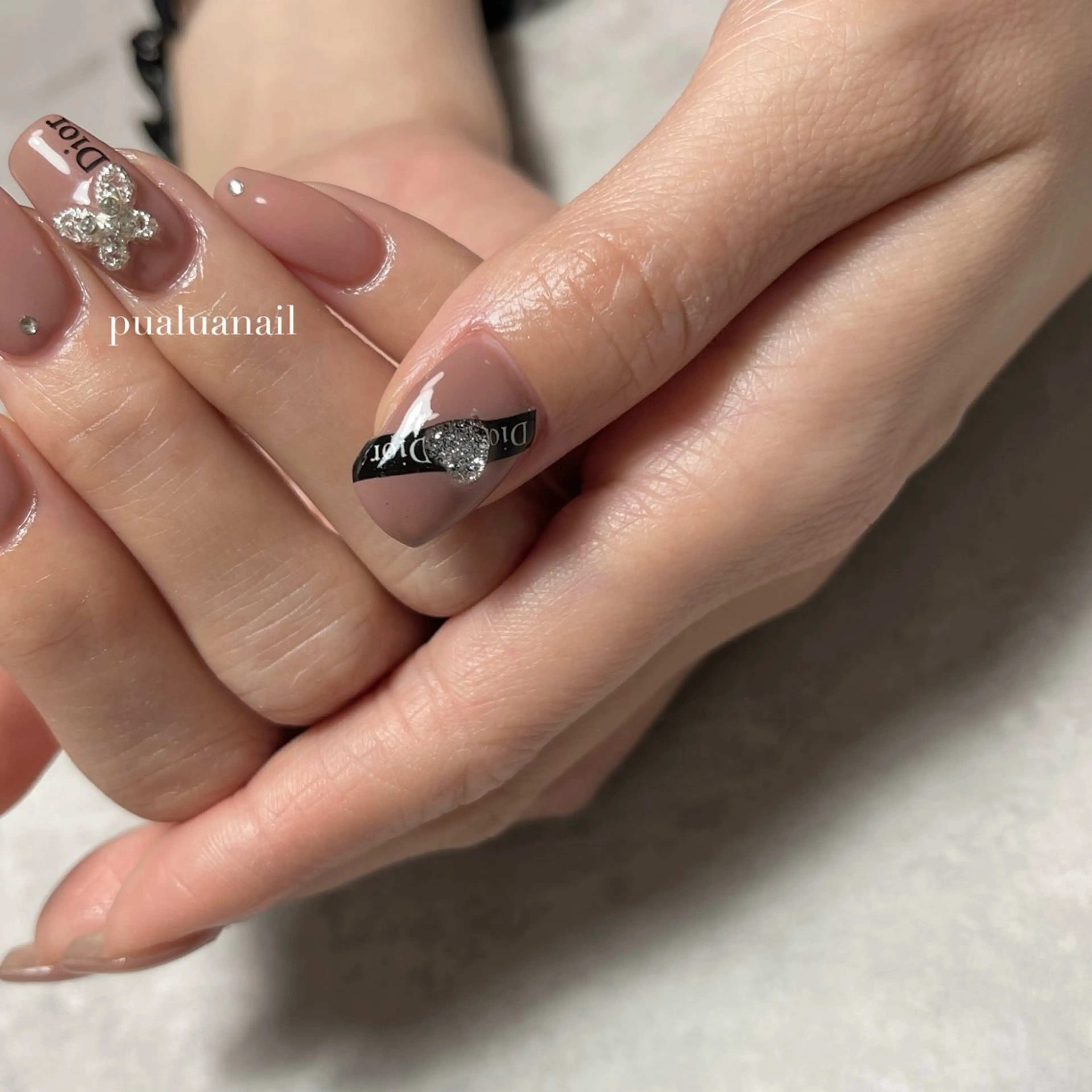 ネイル ハンドネイル pualua miharuのネイルデザイン