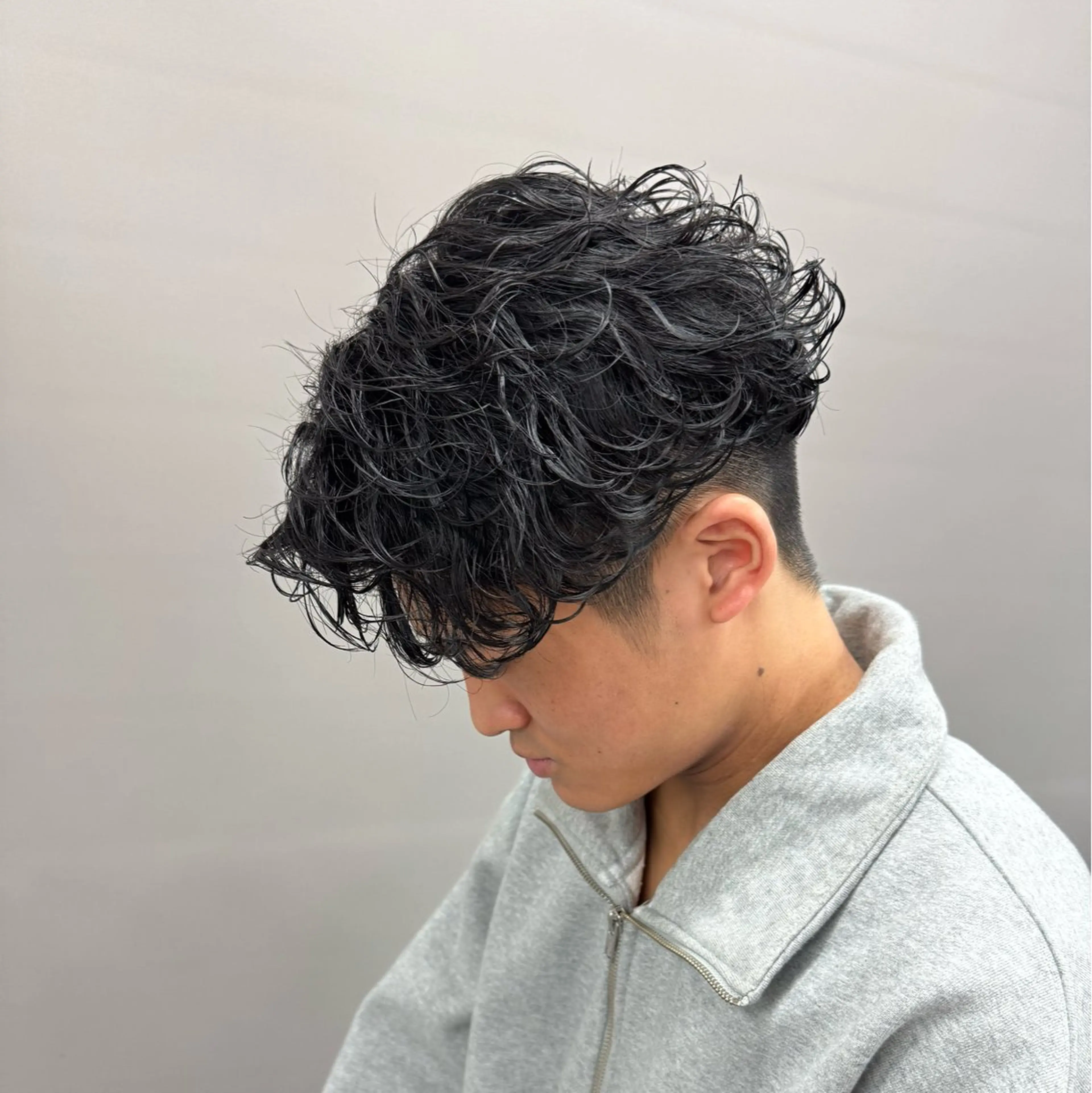 パーマ メンズ カット パーマ 金子勇希🔥パーマ 比率90%以上🔥のヘアスタイル