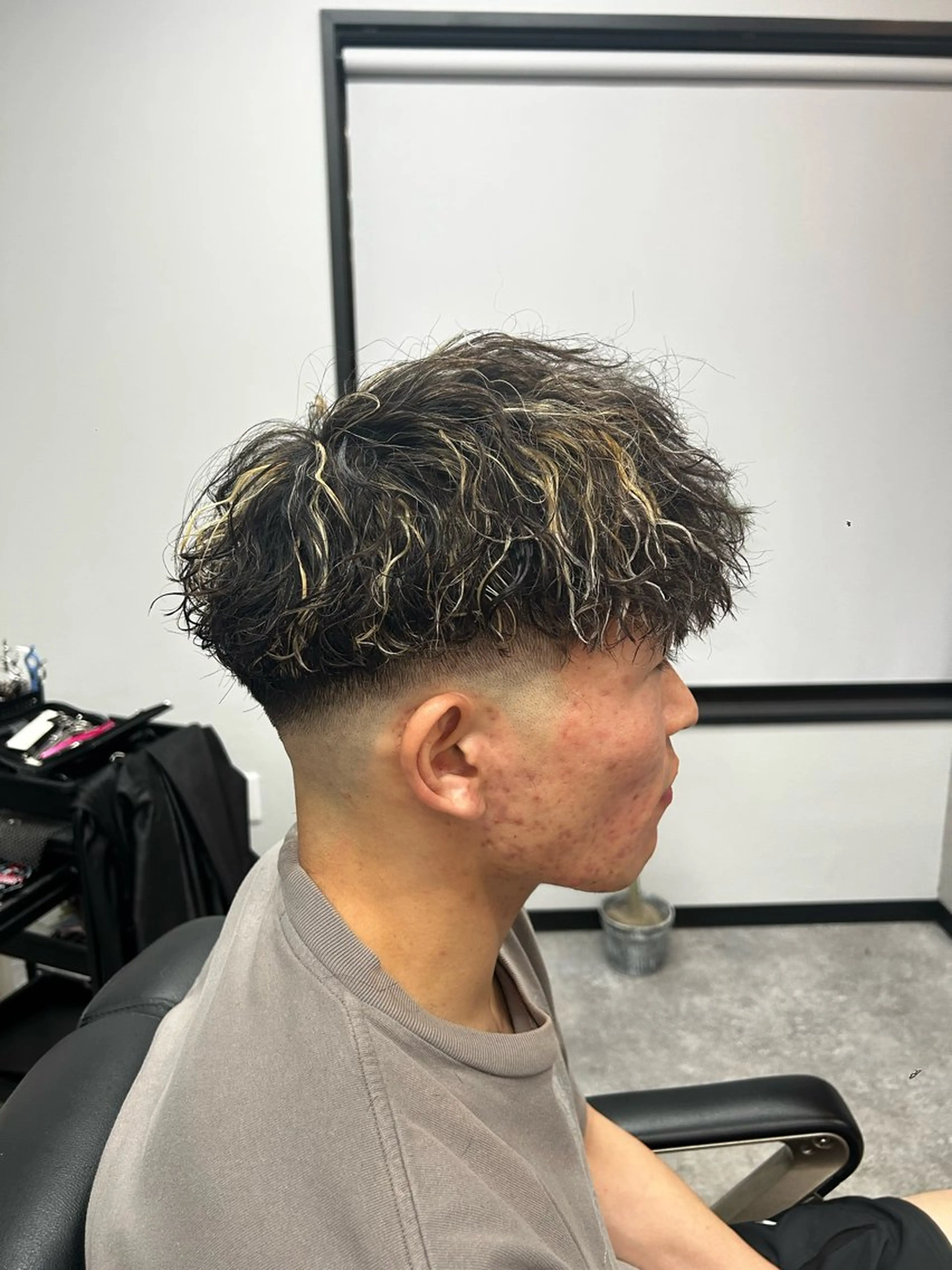 カラー パーマ メンズ スペインカール カット ヘアカラー メンズカット/ メンズパーマ/佐藤のヘアスタイル