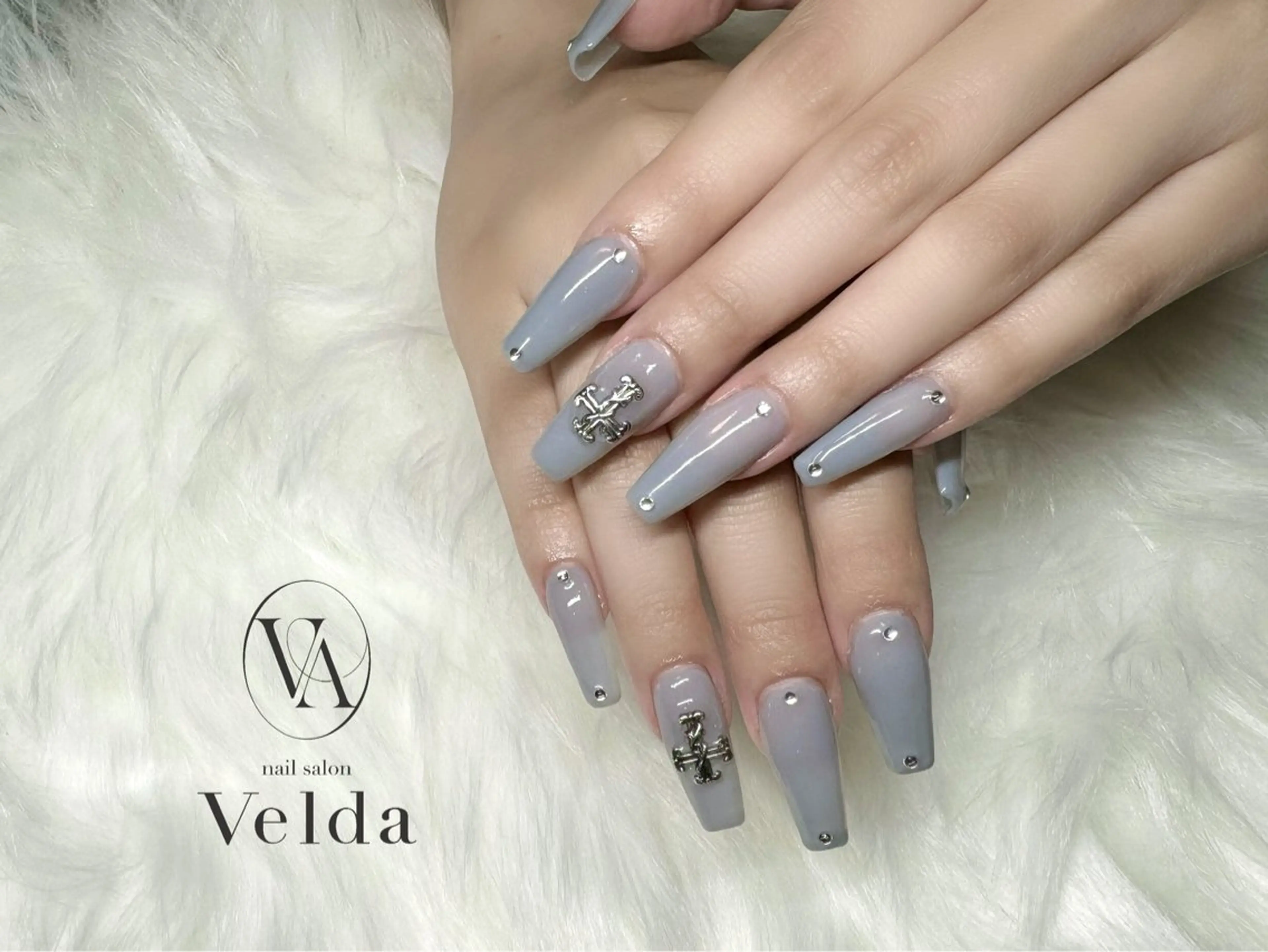 ネイル ワンカラーネイル ストーンネイル 💎スカルプ💎 Velda(ベルダ)のネイルデザイン