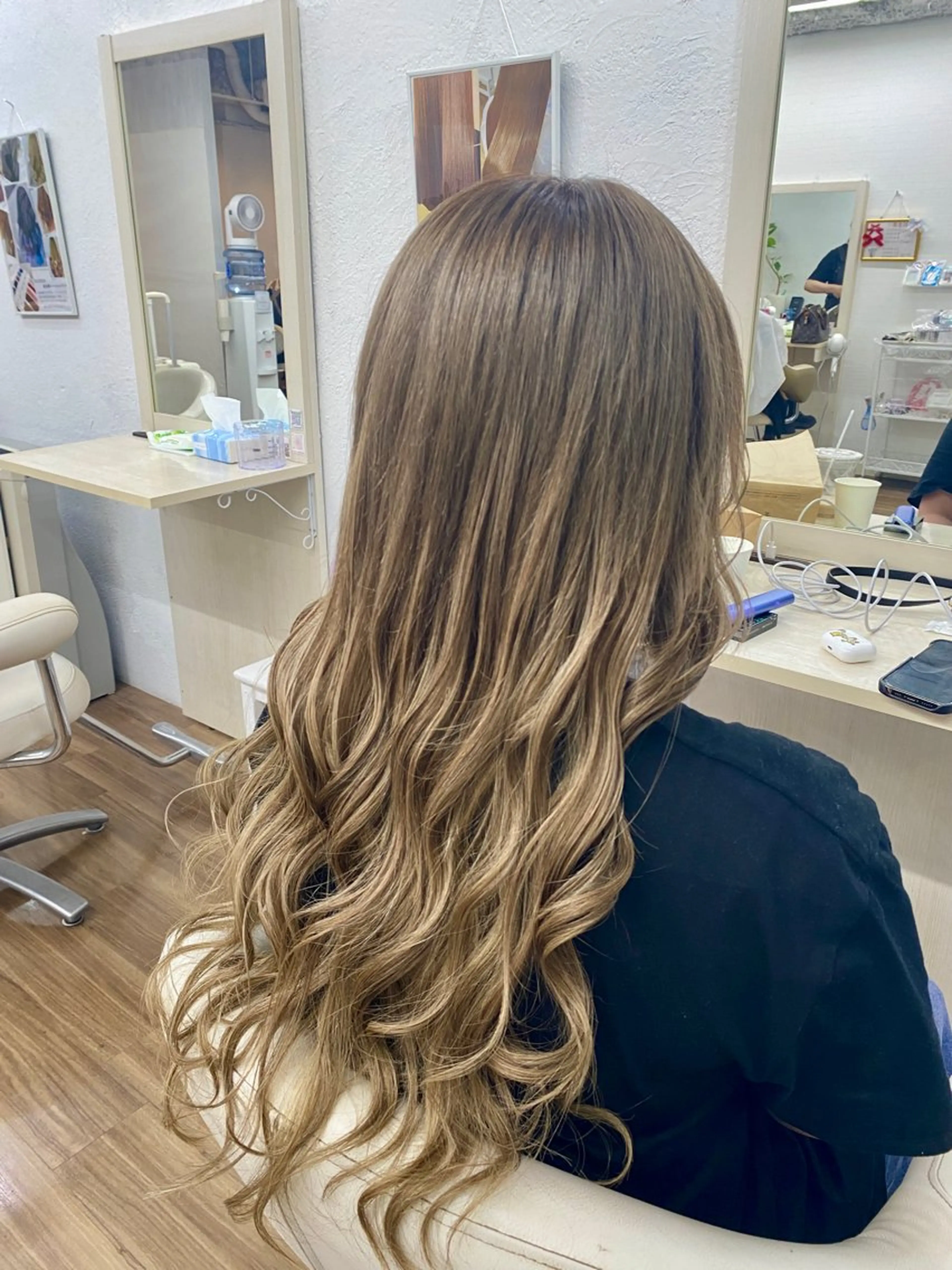 カラー グレージュ ヘアカラー トリートメント エクステ GLOSS 心斎橋 山上のヘアスタイル