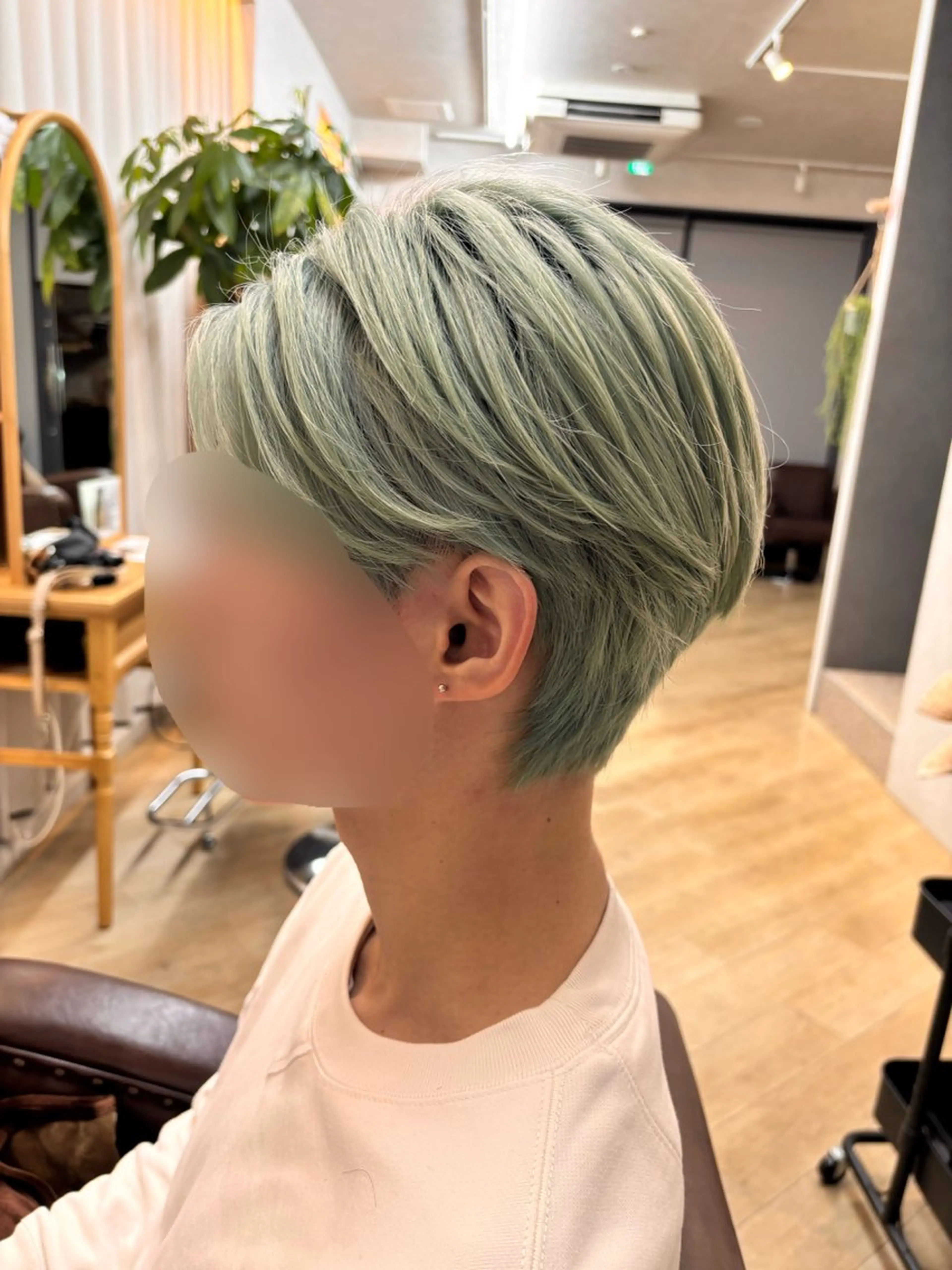 メンズ センターパート カット 高橋 唯のヘアスタイル