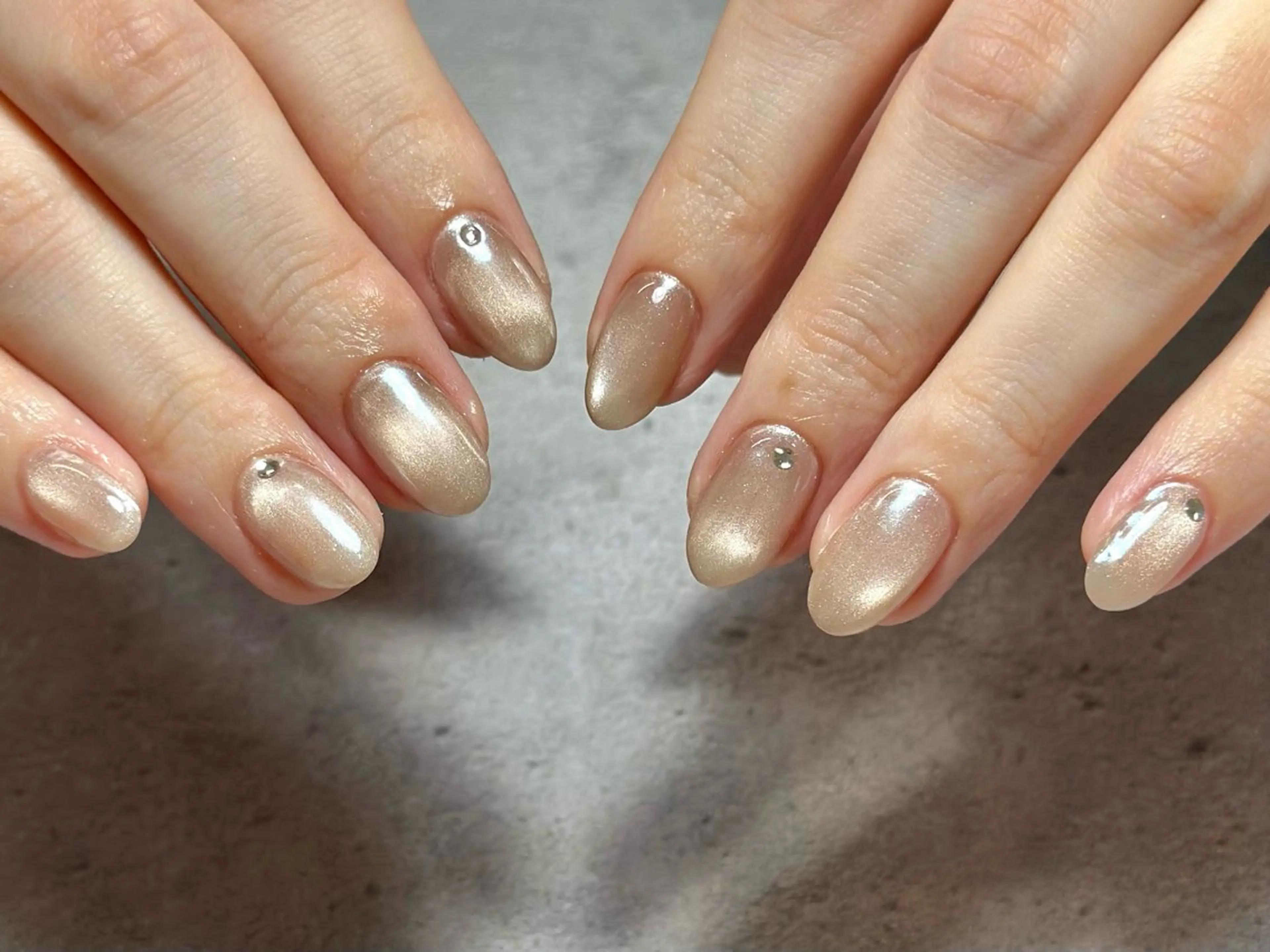 ネイル 7LOOKS フェンのネイルデザイン