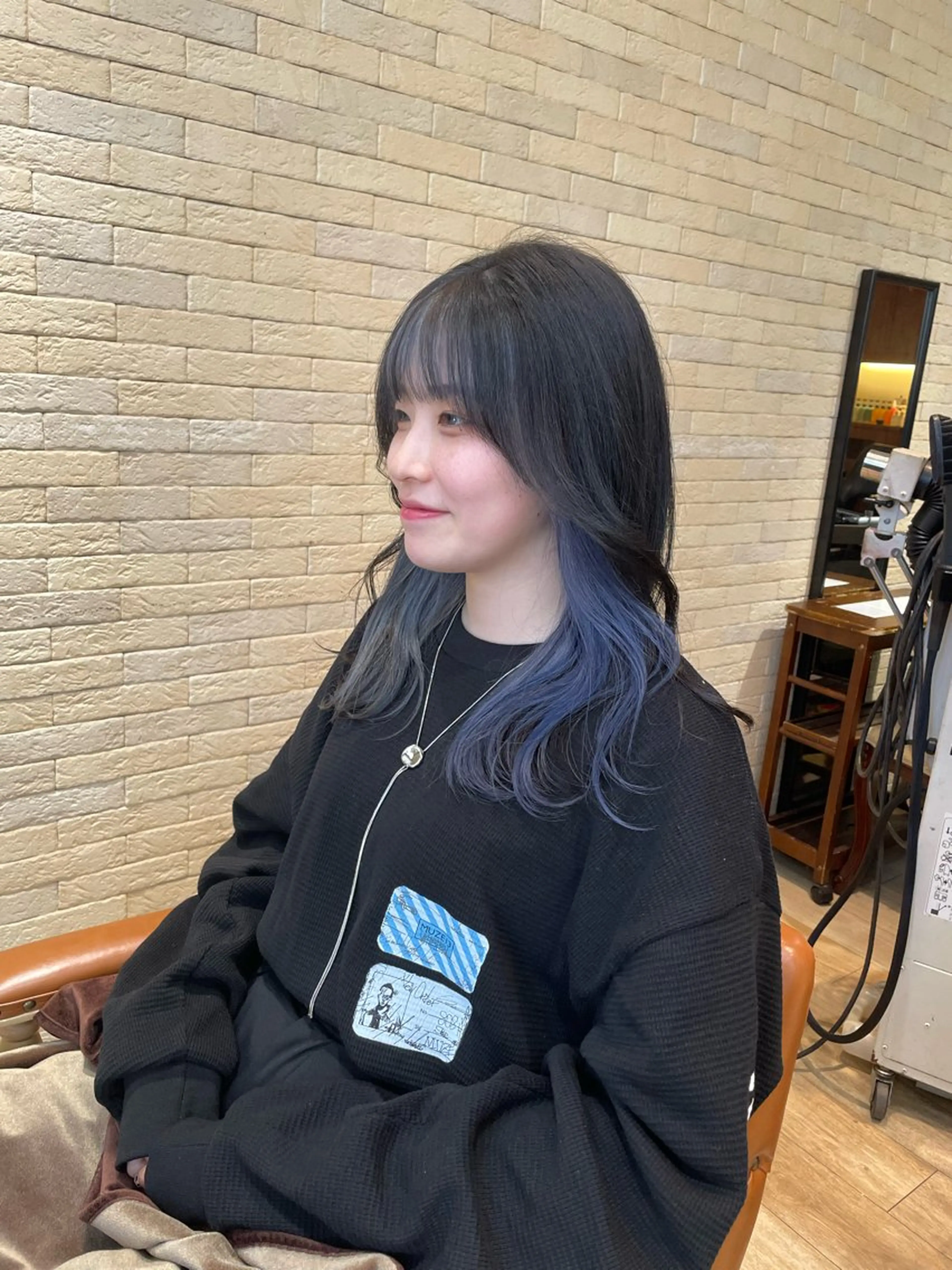 セミロング カラー 松尾 遥花のヘアスタイル