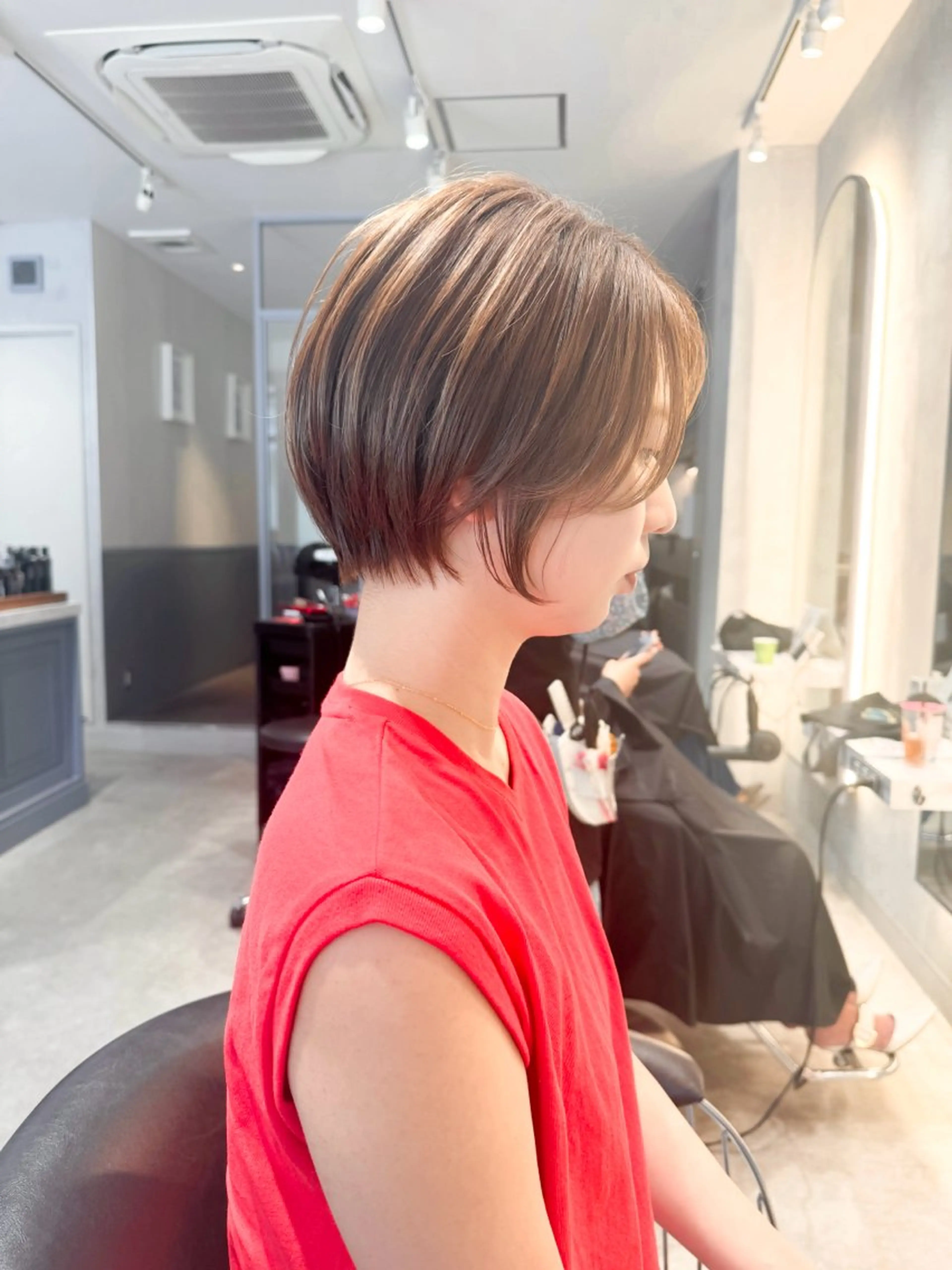 ショート カラー カットが得意 🫧ショートボブ🫧のヘアスタイル