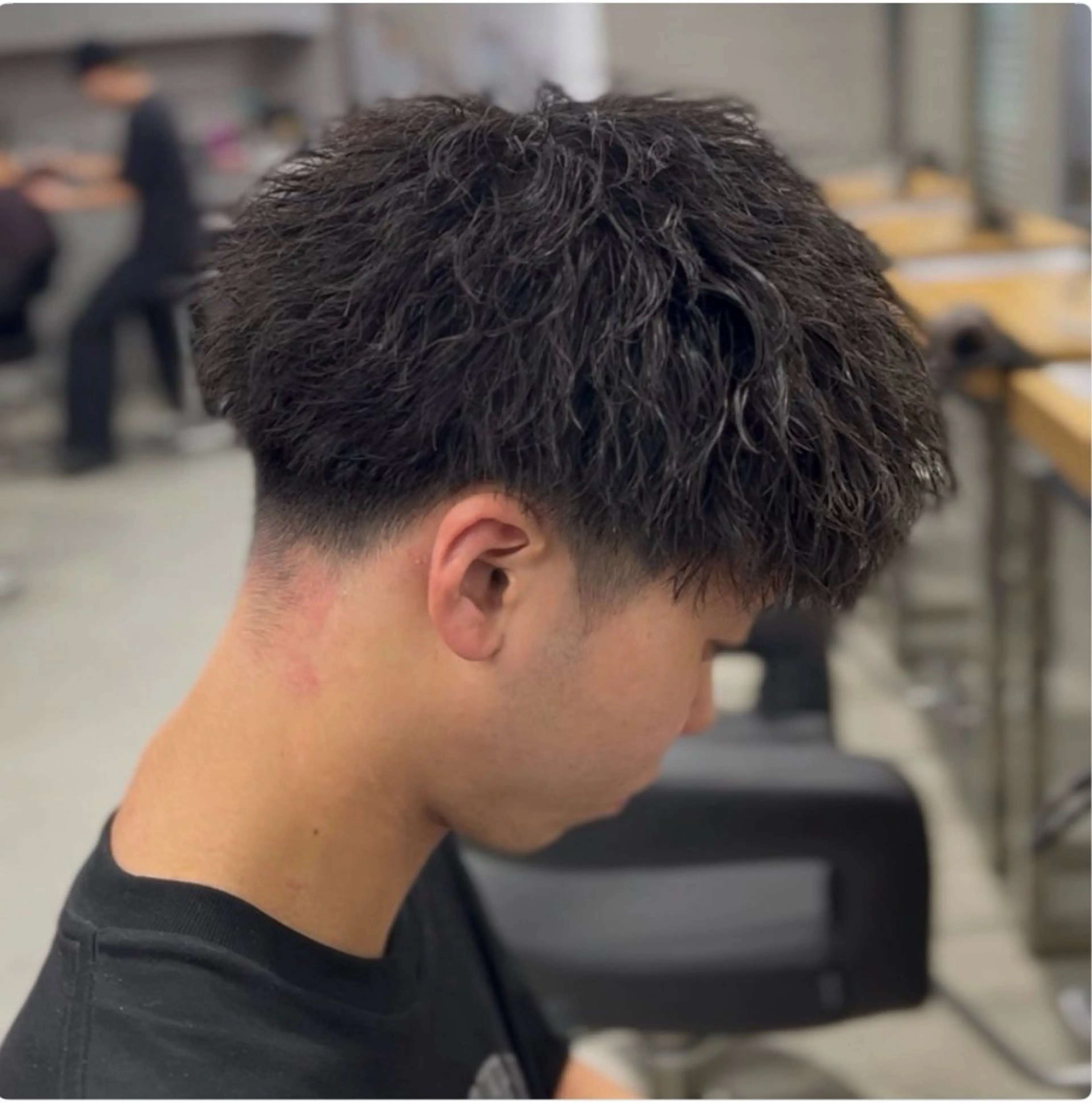 ショート カラー パーマ メンズ カット パーマ 🔥スパイキー 特化🔥菊水皐暉🔥のヘアスタイル