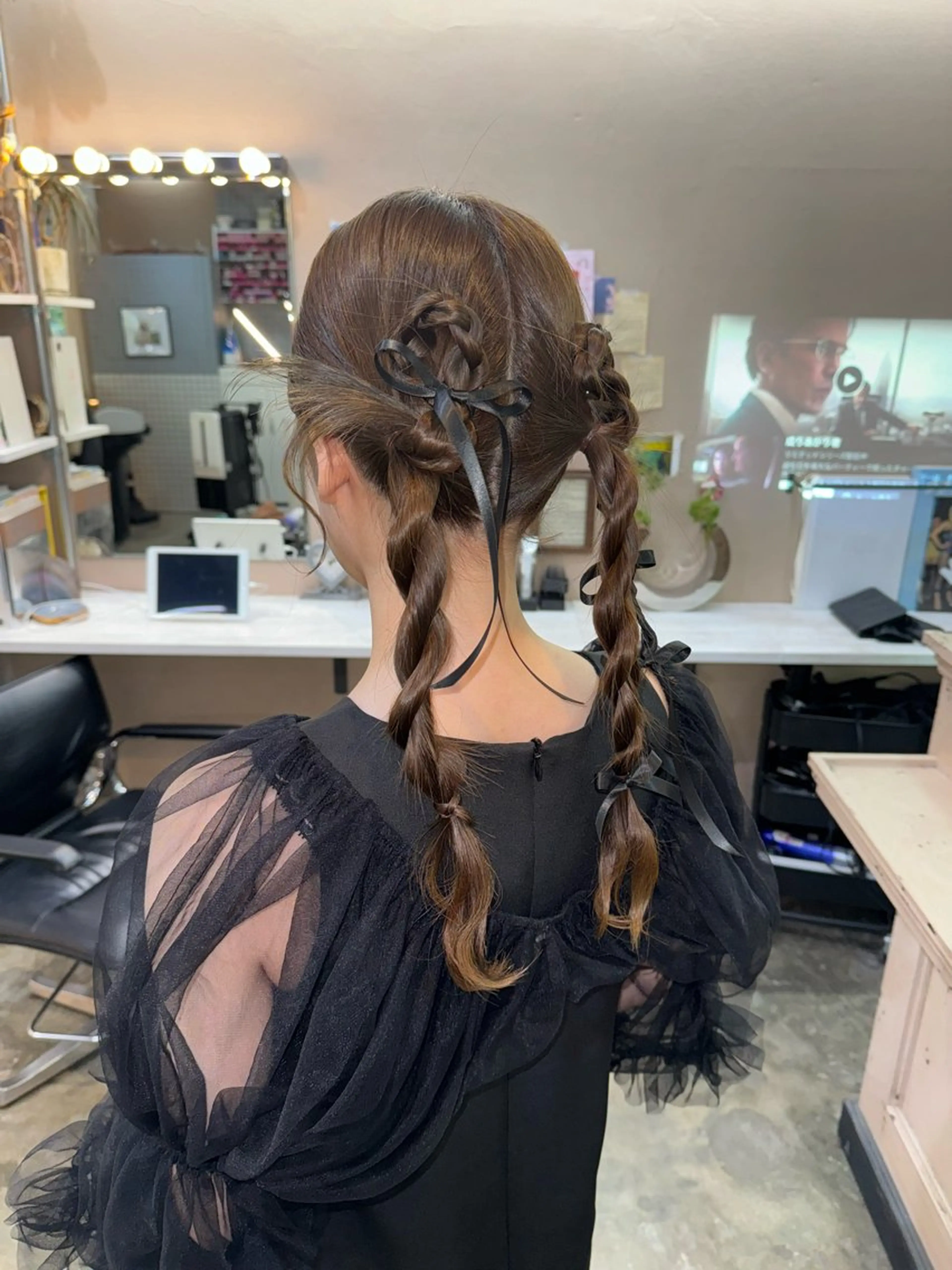 セミロング ヘアセット issue所属・issue amane(アマネ)のヘアスタイル