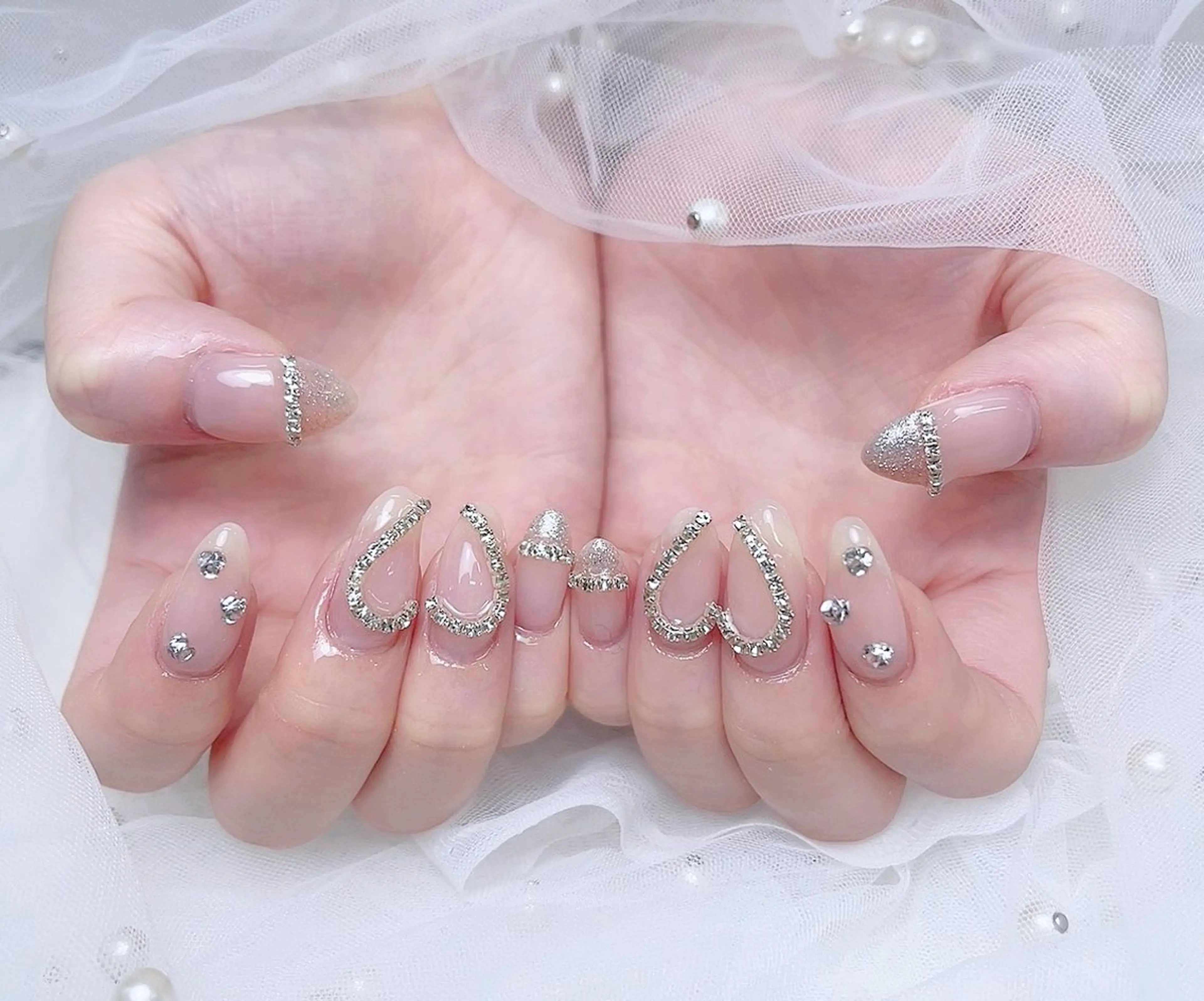 ネイル オーロラネイル チークネイル 長さ出し フレンチネイル ジェルネイル ハンドネイル Mimo beau ty   salonのネイルデザイン