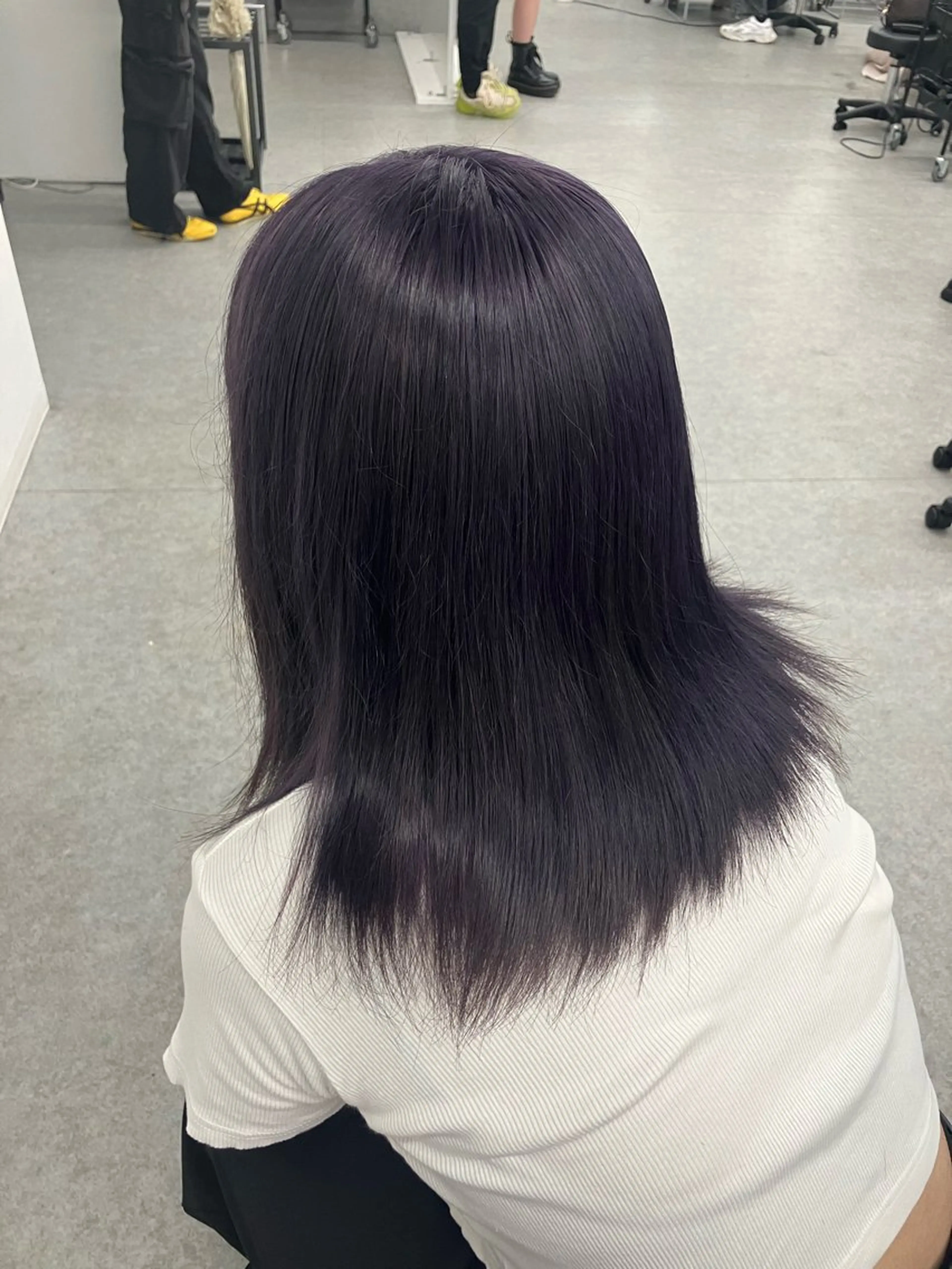 セミロング カラー ヘアアレンジ 🫧透明感ラベンダー 似合わせ🫧あい🫧のヘアスタイル