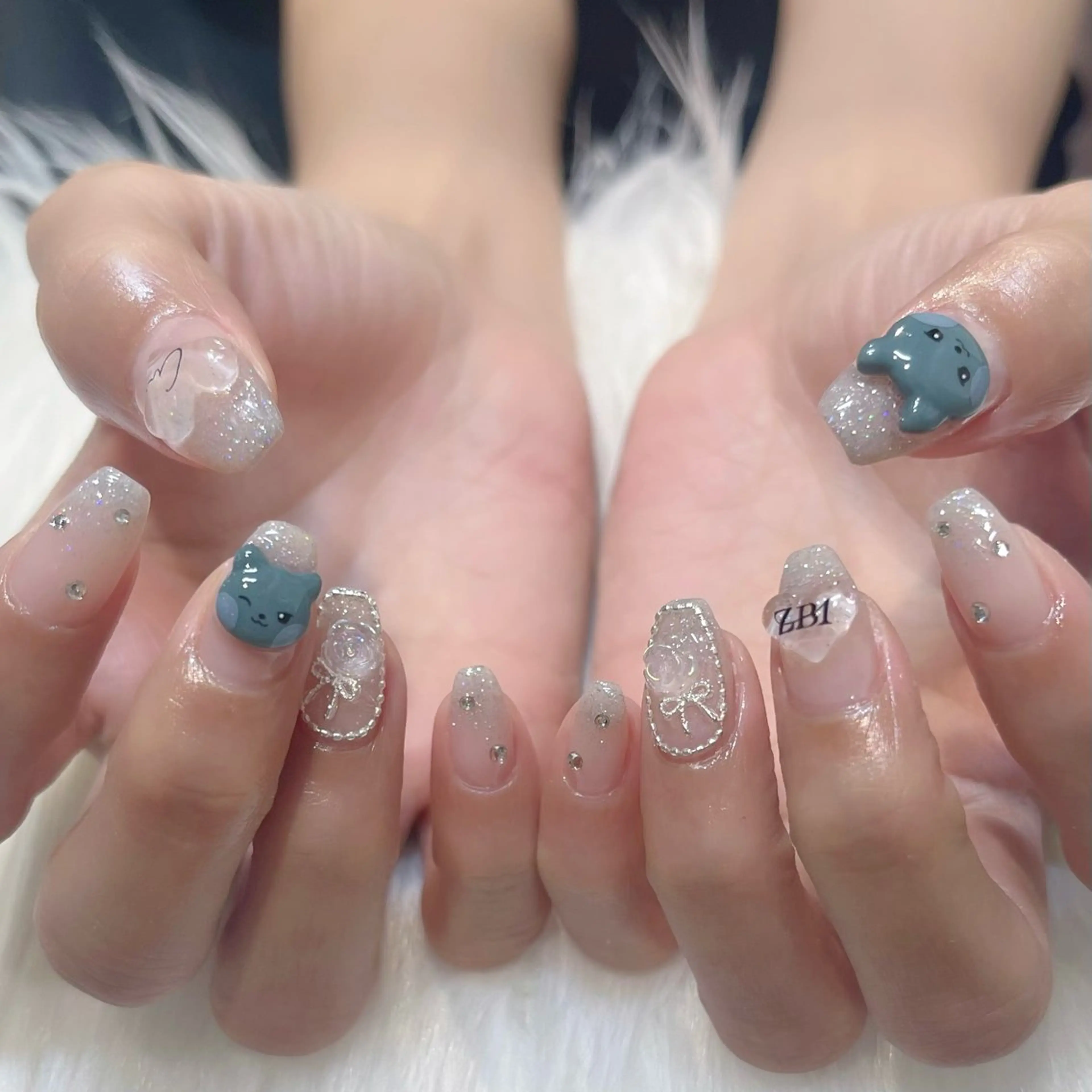 ネイル アートネイル ガーリー 韓国ネイル 持ち込み ワンホンネイル ハンドネイル KOKONA 🎀のネイルデザイン